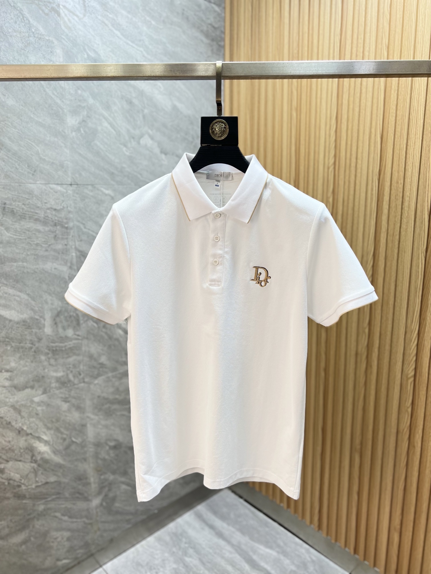 NO:918548,Dior/Dior 2026 spring and summer new products, complete with three labels, lapel short-sleeved POLO shirt, good product, no need to introduce too much, look at the details, counter size M-XXXL,, dior, dior, T-shirt,19860909Dior/迪奥 2026年春夏新品上新 三标齐全 翻领短袖POLO衫 好货不用过多介绍 看细节 专柜码数M-XXXL,,dior,dior,T-shirt,,Men's clothing