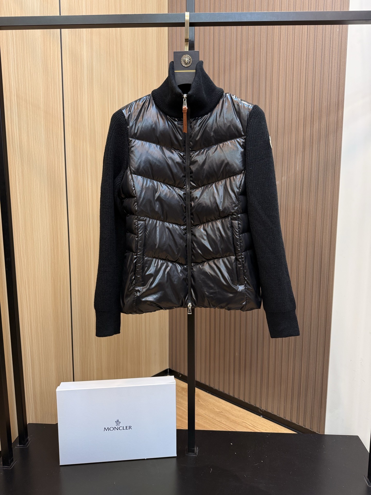 MONCLER レディース 収腰デザイン ニット羽織り