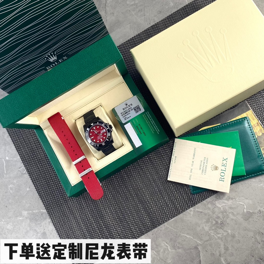 NO:393680,Rolex Submarine 'Overseas Customized Version' Red Devil 'comeducated! According to the strong request of watch friends, the Rolex 'Red Devil' Ghost King with special significance is launched, a solid, stable and durable foundation, adopts PVD vacuum negative ion black transformation technology, and a hard black outerwear, which is not only more wear-resistant, but also holds the title of 'Black Warrior'. Equipped with a 100% Swiss SW full automatic movement, regardless of durability and stability, it is nearly the same as the authentic one! The dial size is 40mm neutral, showing the charm of 'women's domineering' men'. The classic and atmospheric red dial has the finishing touch, giving it a conspicuous and unique side. Inspired by the famous overseas modification agency - BAMFORD  WATCH. is committed to continuing the eternal classic of Rolex and turning 'good' into 'classic'. The mysterious and cool black is paired with the warm and enchanting red, thus creating a super high visual sense!  Each one has its own independent number, one table and one card. Scan the QR code to enter the official website. It is different from ordinary goods. High quality does not require excessive publicity!  Once you place an order, you will get a customized nylon webbing, and the two methods will be used interchangeably!  Can allow you to boldly display your special personality charm, and you will never be like a water ghost on the street again), stuart weitzman, rolex19860909劳力士潜航者“海外定制版”红魔“惊艳降临！据广大表友强烈要求,推出——全黑色,具有特殊意义的劳力士“红魔”鬼王坚实,稳定,耐用的基础,采用PVD真空负离子黑变技术,坚硬的黑色外衣,不仅更加抗磨,更担任起“黑武士”的称号.搭载百分百瑞士SW全自动机芯,无论耐用度和稳定性能直逼正品！表盘尺寸40mm中性款,彰显出“女人的霸气”男人的魅力”经典大气红色表盘有画龙点睛之意,赋予其显眼,独特的一面.灵感来自海外著名改装机构——BAMFORD WATCH.致力延续劳力士永恒的经典,让“好”变成“经典”.神秘炫酷的黑色配上热烈而妖娆的红色,从而缔造了一种超高的视觉感！每一枚都有自有的独立编号,一表一卡,扫描二维码即可入官网,区别普通货,高品质不需过度浮夸宣传！下单即送定制尼龙织带一条,两种方式互换使用！能让你大胆施展特殊的个性魅力,再也不会像水鬼满街的撞款）,,stuart weitzman,rolex,Watch