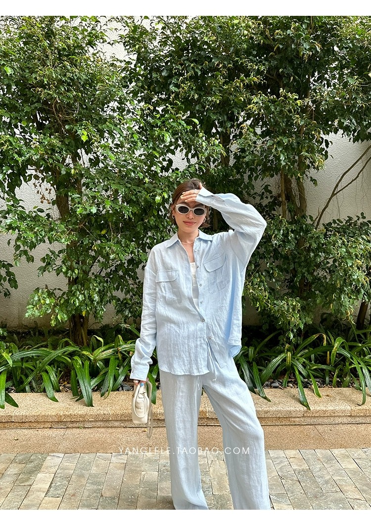 “Stylish Female Suit with Classic Details and Natural Appeal, Available in Various Sizes” - 图片 8