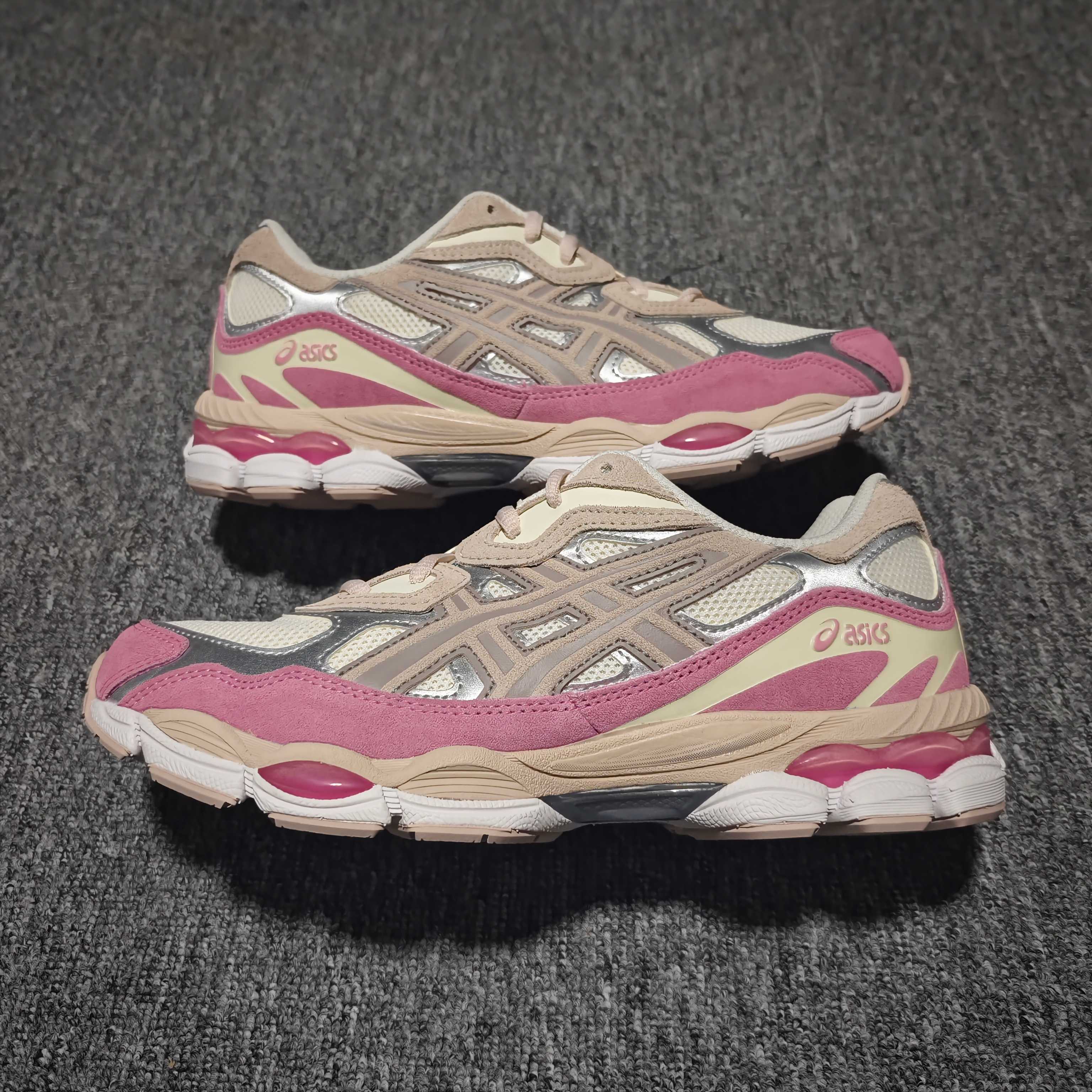  纯原 Asics 亚瑟士 GEL-NYC 低帮运动休闲跑步鞋 1203A383-104 高端零售专供品