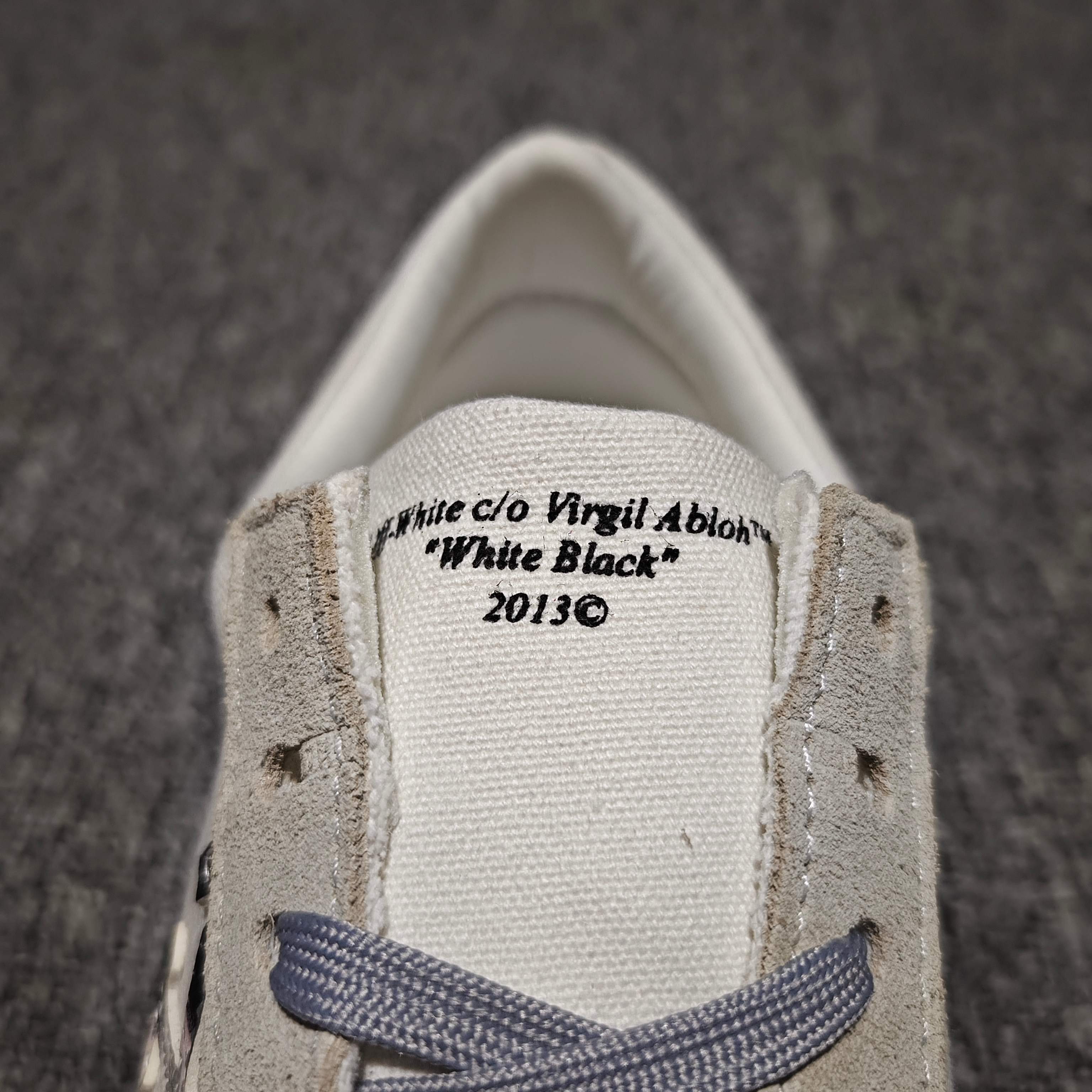  Off-White c/o Virgil Abloh Vulc Low Top 箭头低帮硫化帆布板鞋 