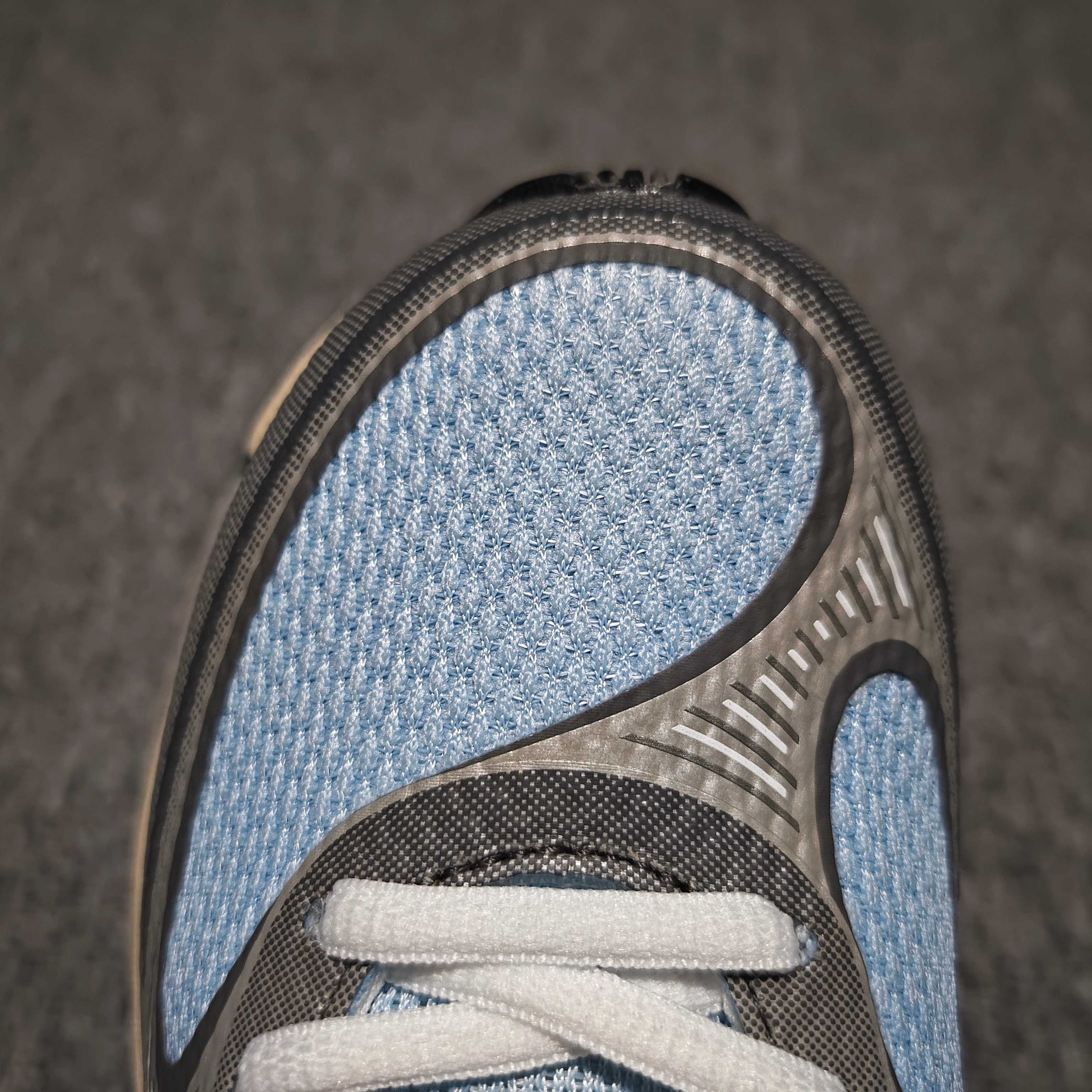  New Balance 新百伦 网面休闲鞋 U2000BA 新版本出货 尺码 ：36 37 37.5 