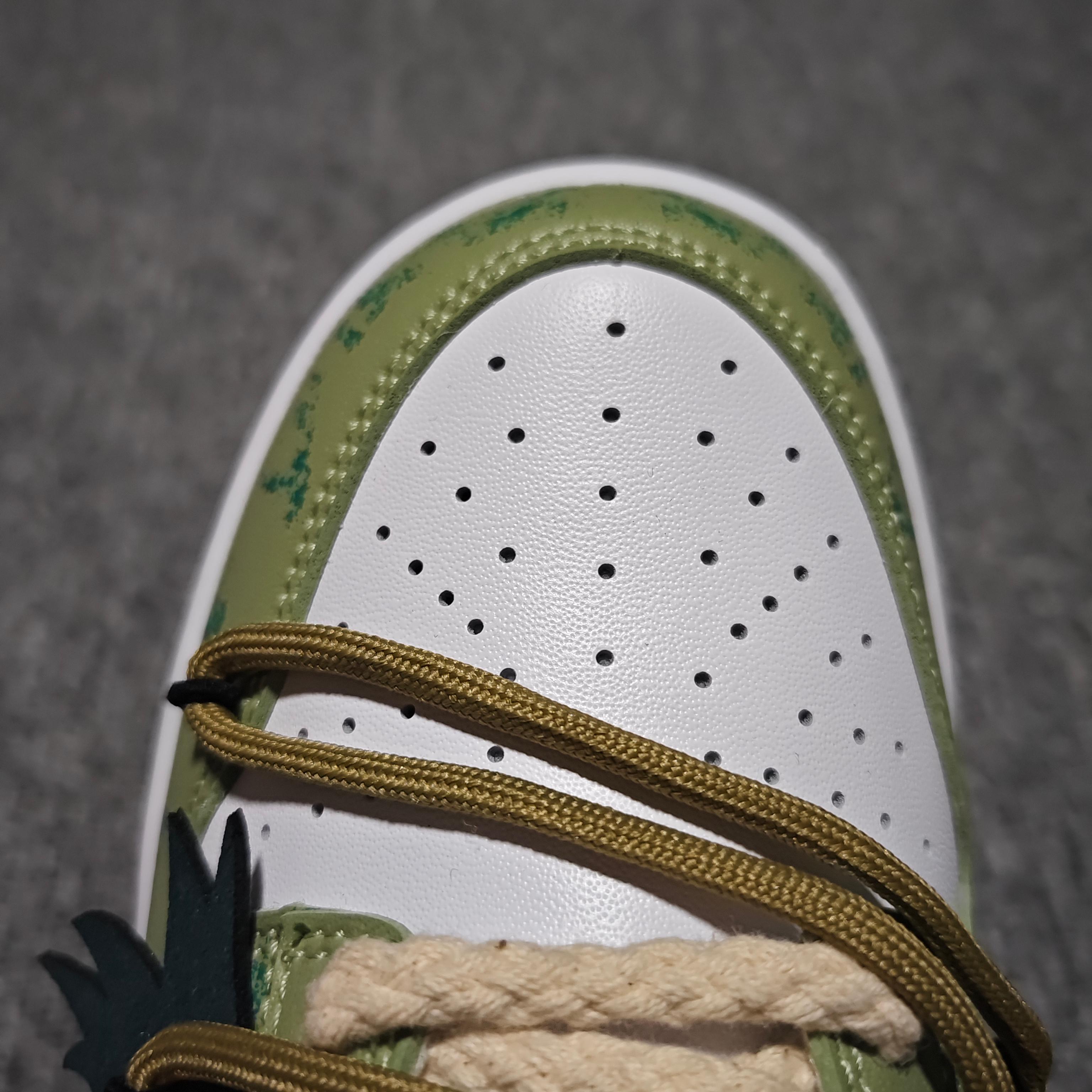  NK Dunk Low 客制款 低帮休闲板鞋 DD1391-101 尺码：40 40.5 41 42 