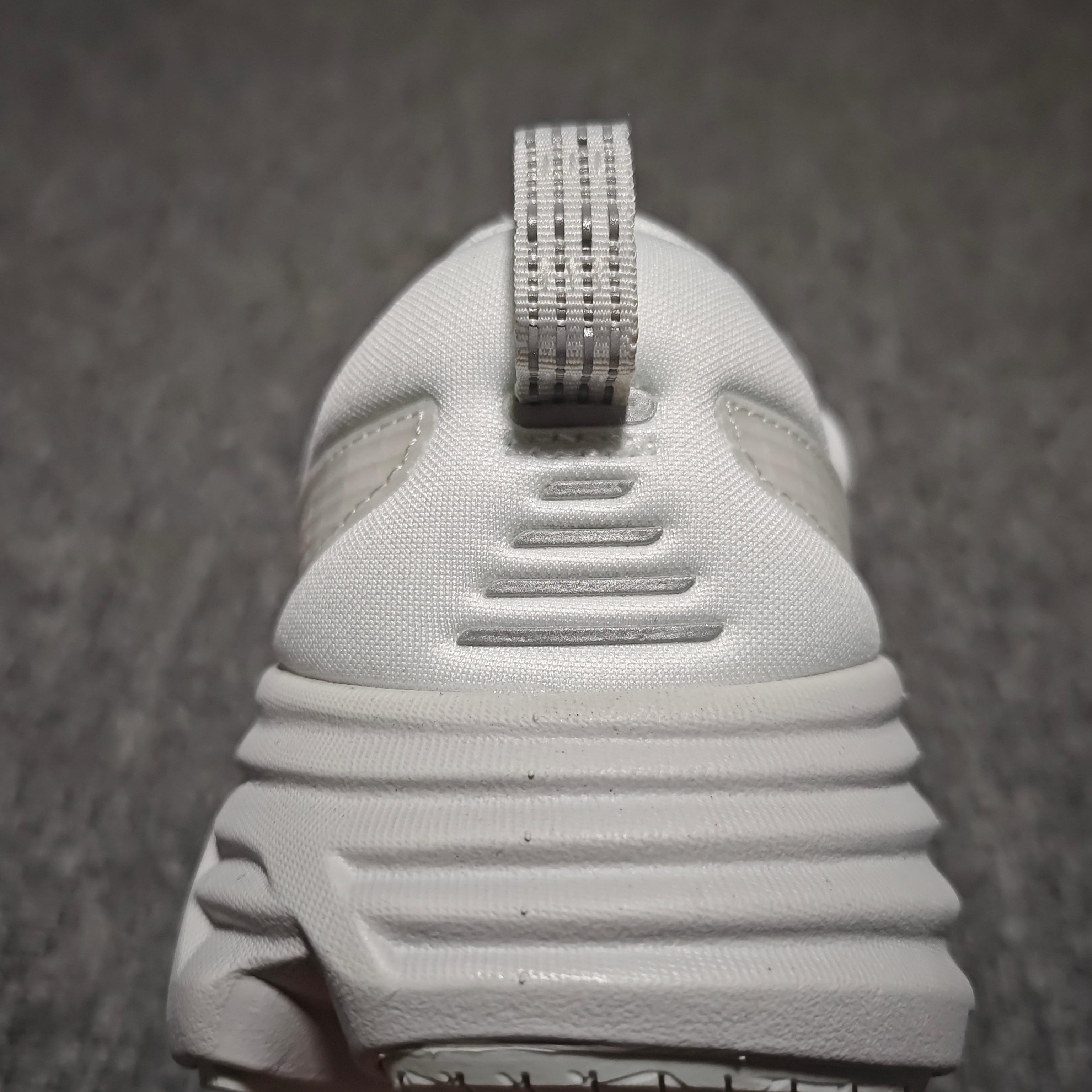  平台专供 Hoka Bondi 8 TS Caged 帮带8 网面透气跑步鞋  全新外贸订单出货 尺码