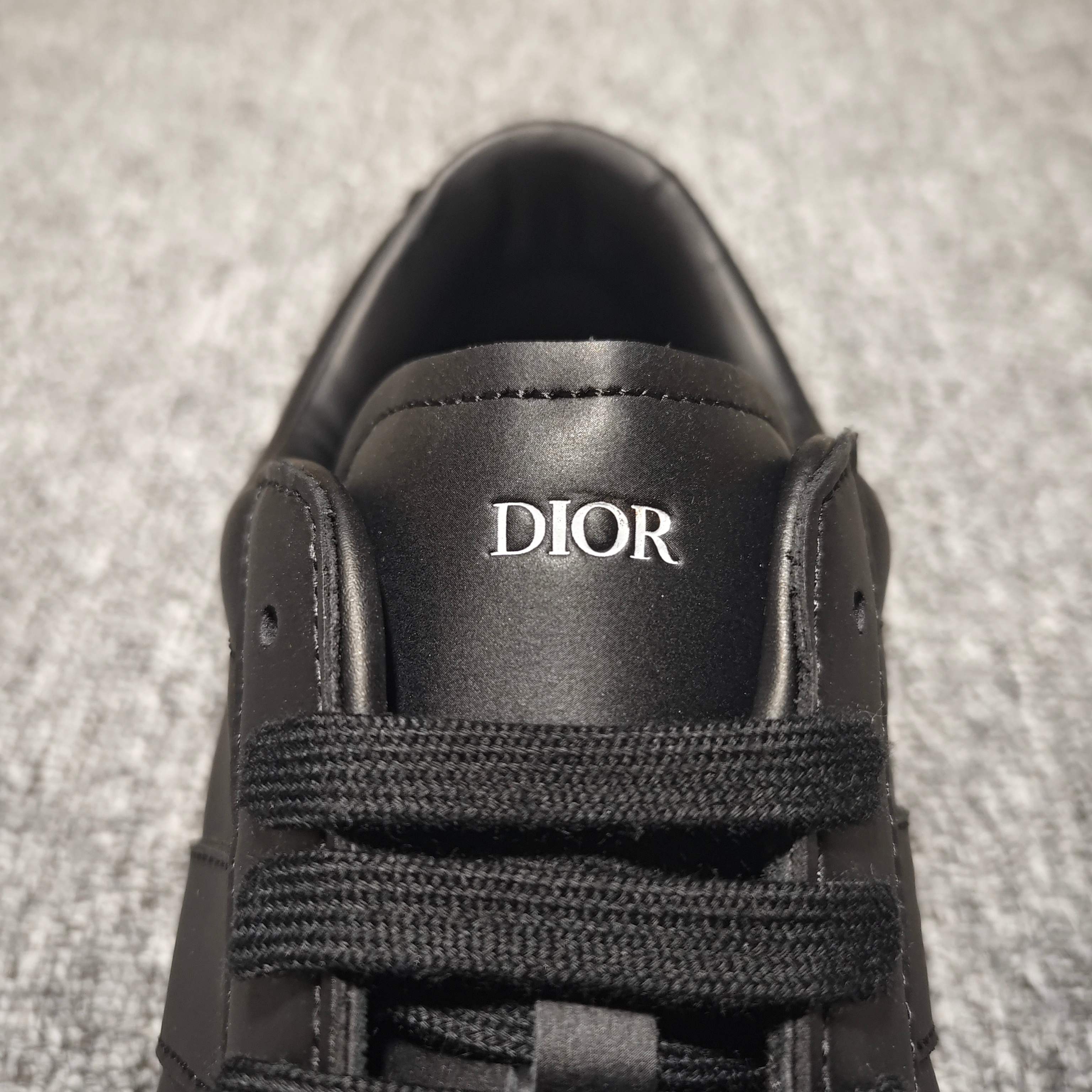  外贸跑量专供 Dior 迪奥 Calf Suede 运动休闲鞋 大厂出品 品质板正 尺码：39 40 
