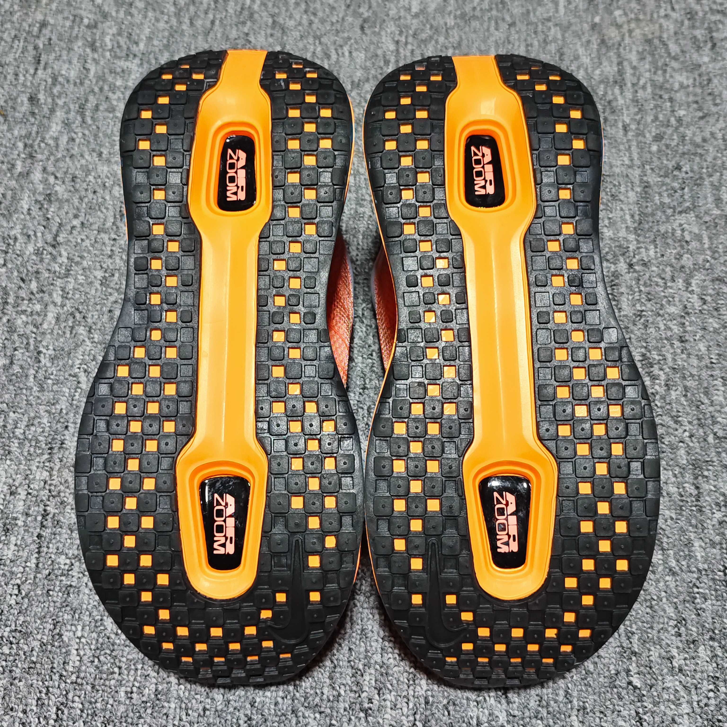   NK Pegasus Premium 双气垫网面跑步鞋 FN8453-018 尺码：36-45 无半