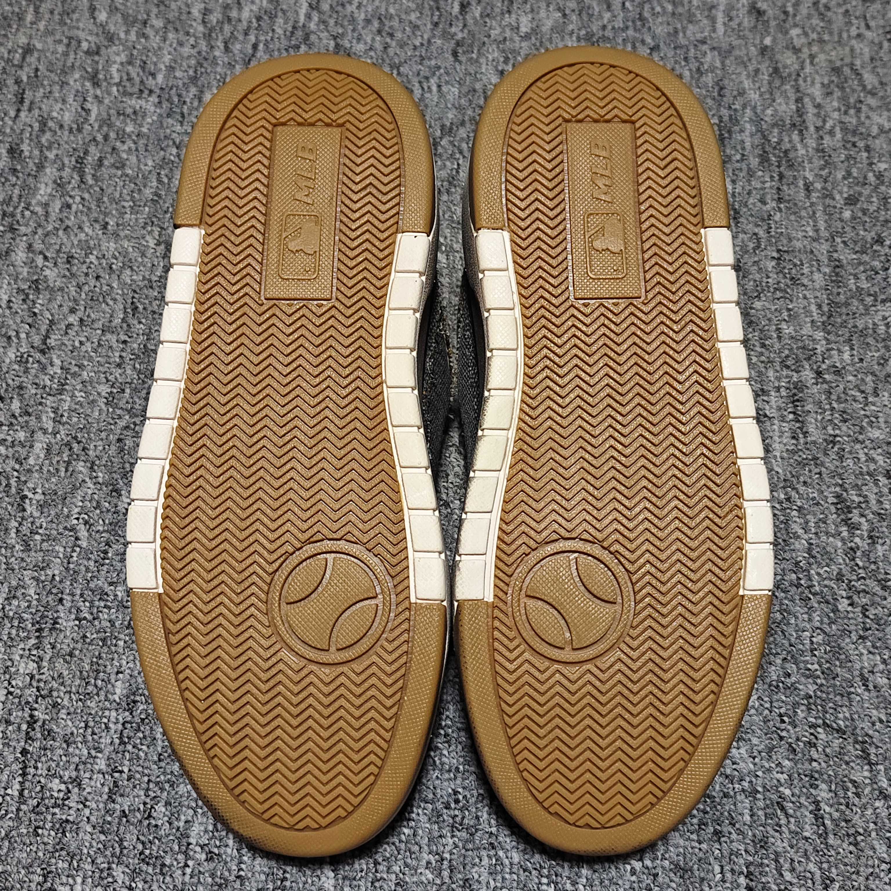   MLB Chunky Liner Denim Vintage 低帮休闲运动鞋 尺码：35 36 36