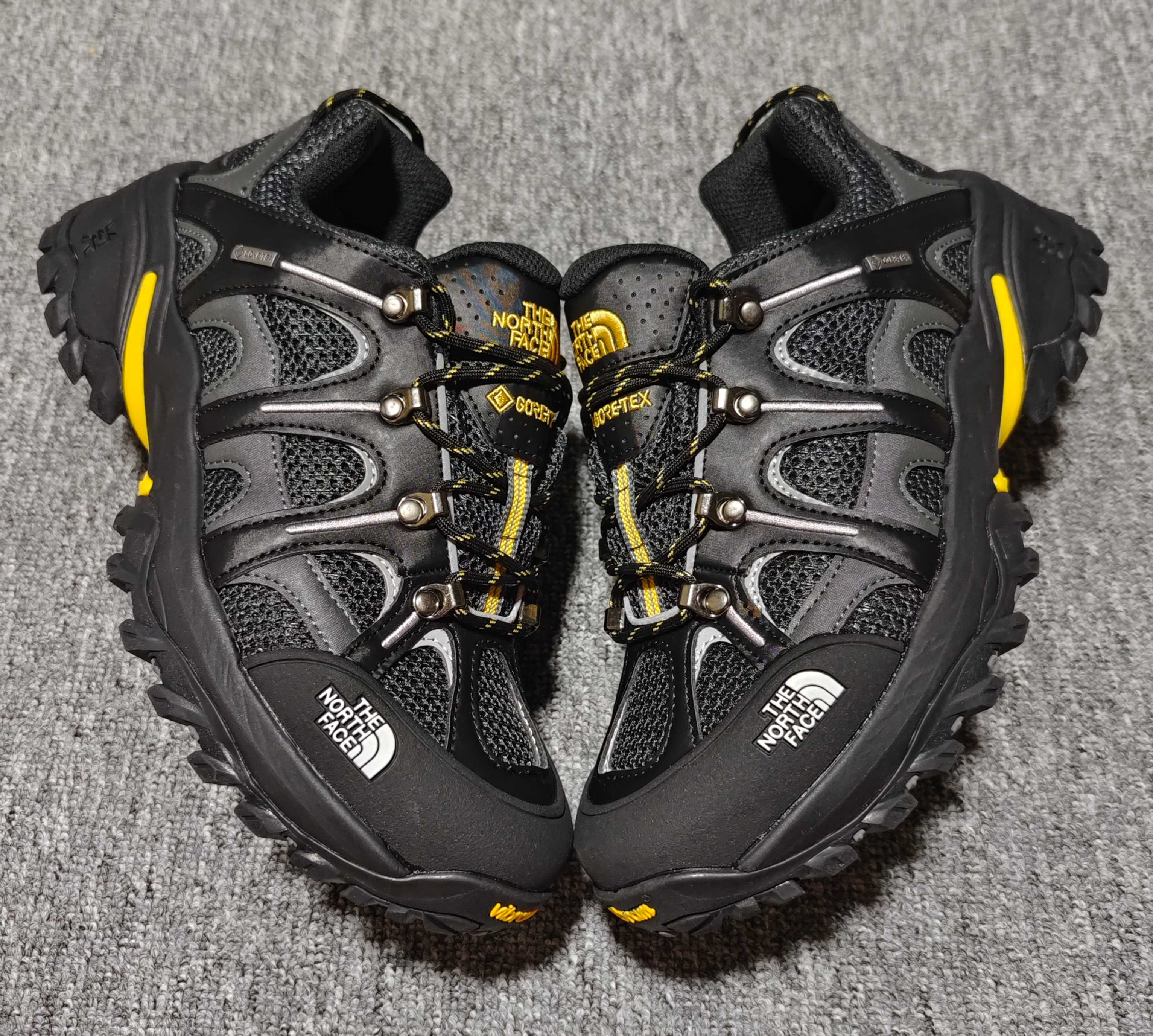   The North Face 北面 Hedgehog 06 越野跑步鞋 搭载超临界发泡中底 尺码：3