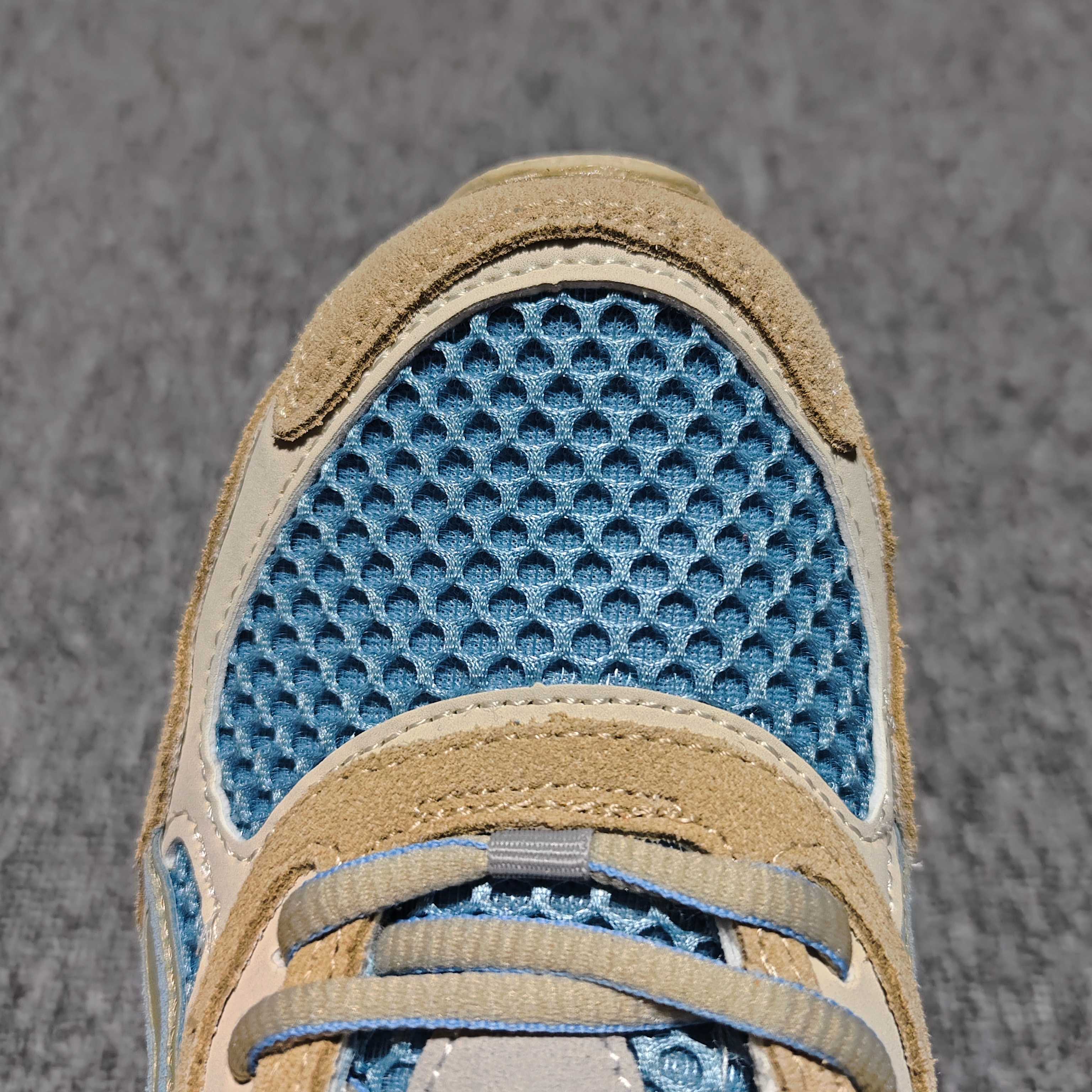   Asics 亚瑟士 GEL-NYC 低帮运动休闲跑步鞋 1203A372-401 外贸平台专供 大厂