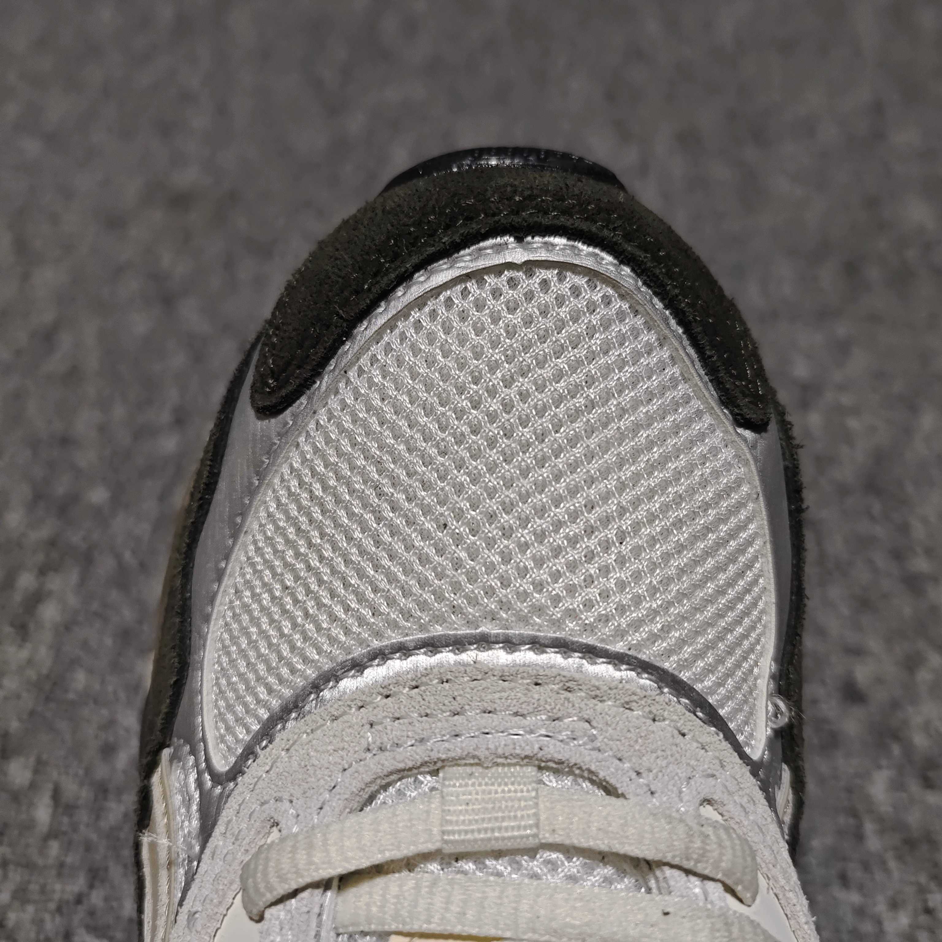   Asics 亚瑟士 GEL-NYC 低帮运动休闲跑步鞋 1203A383-103 外贸平台专供 大厂