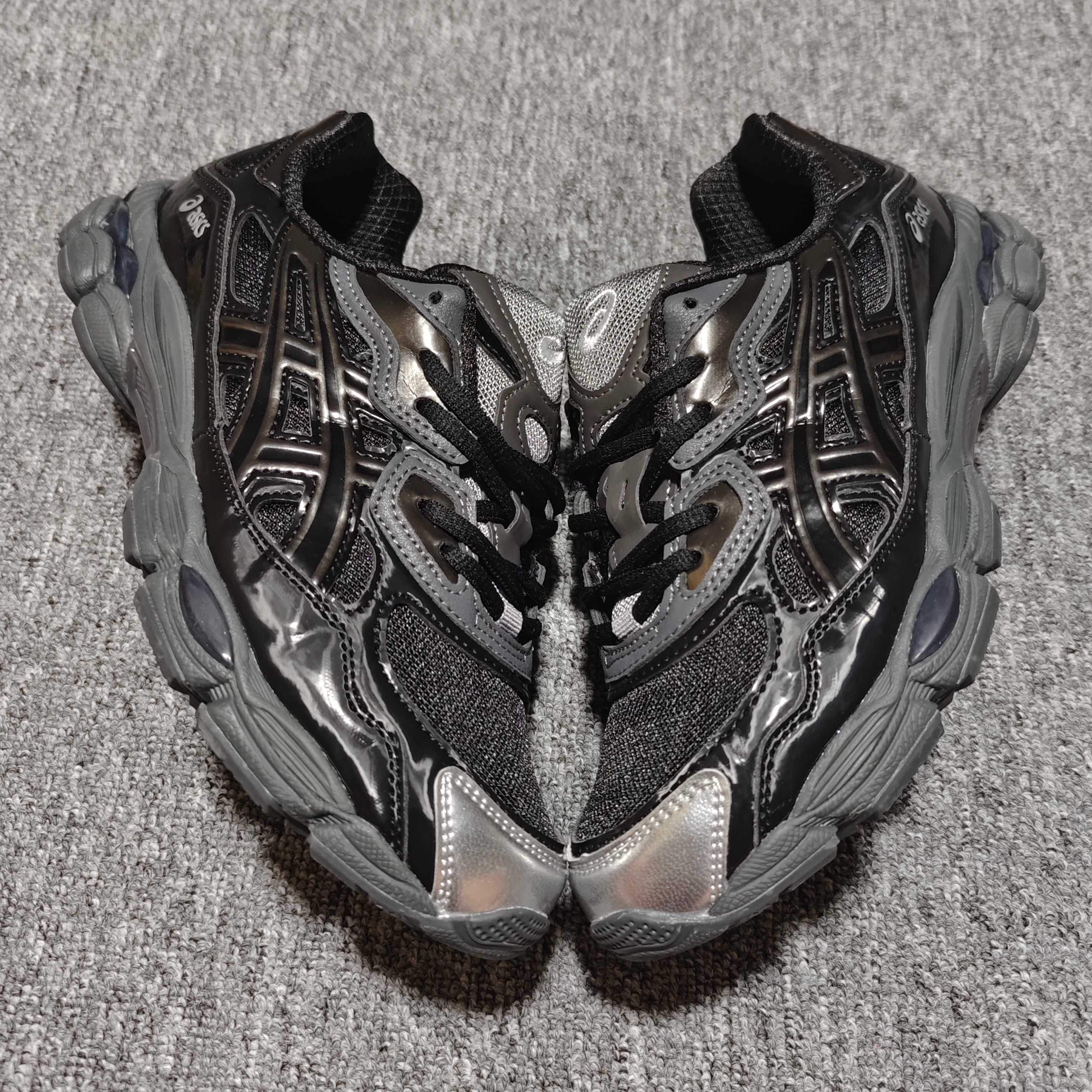   Asics 亚瑟士 GEL-NYC 低帮运动休闲跑步鞋 1203A571-001 外贸平台专供 大厂
