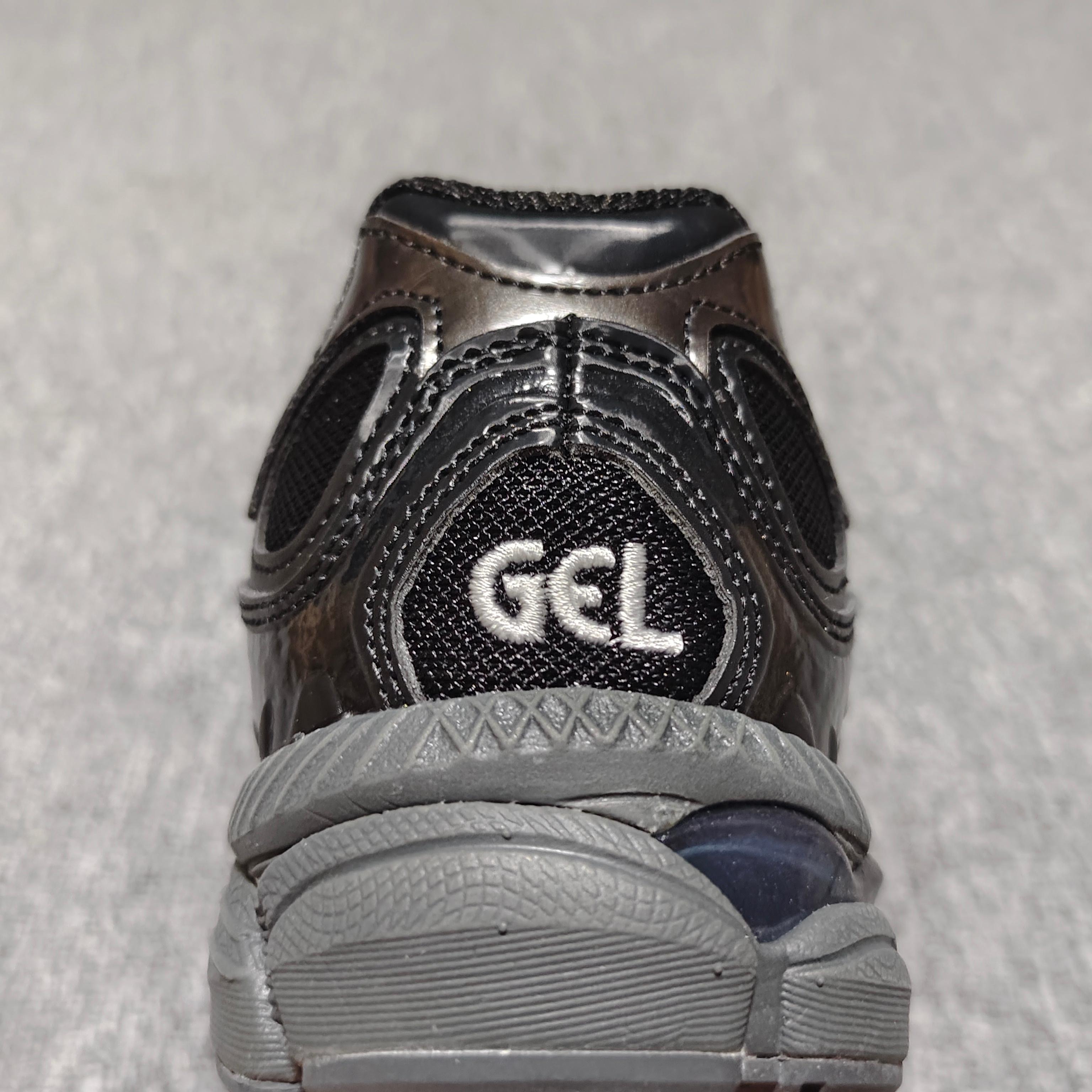   Asics 亚瑟士 GEL-NYC 低帮运动休闲跑步鞋 1203A571-001 外贸平台专供 大厂