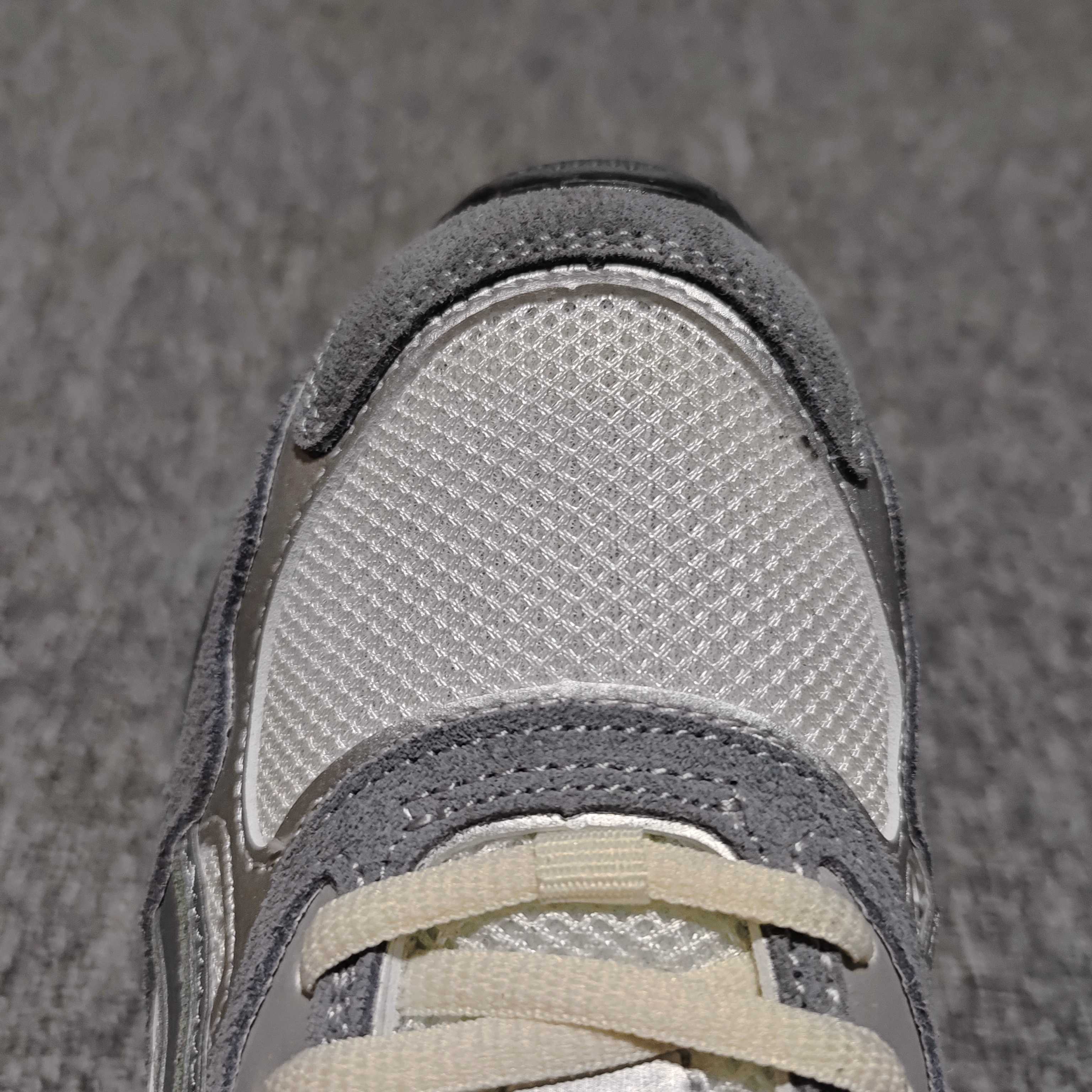   Asics 亚瑟士 GEL-NYC 低帮运动休闲跑步鞋 1203A383-101 外贸平台专供 大厂