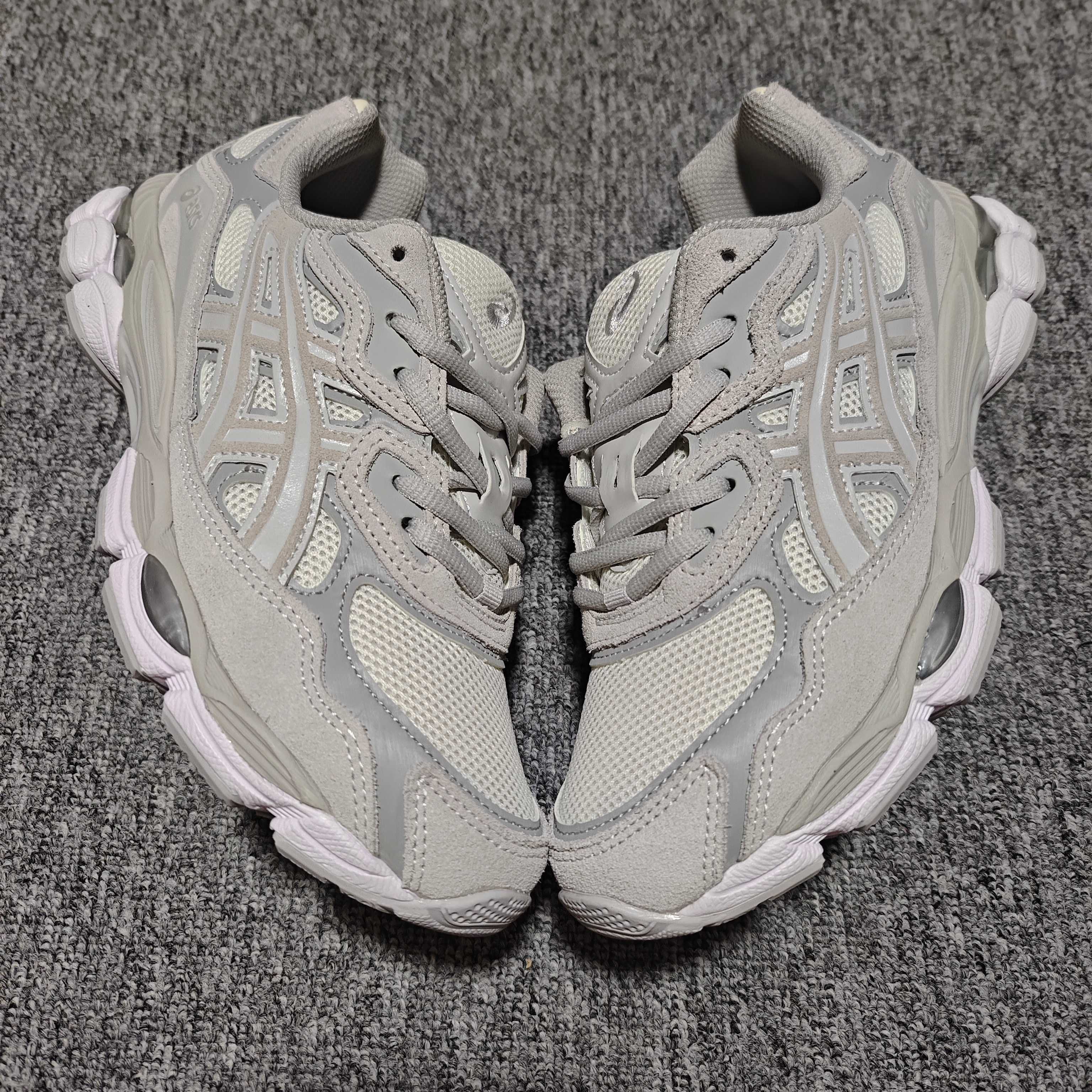   Asics 亚瑟士 GEL-NYC 低帮运动休闲跑步鞋 1203A663-101 外贸平台专供 大厂