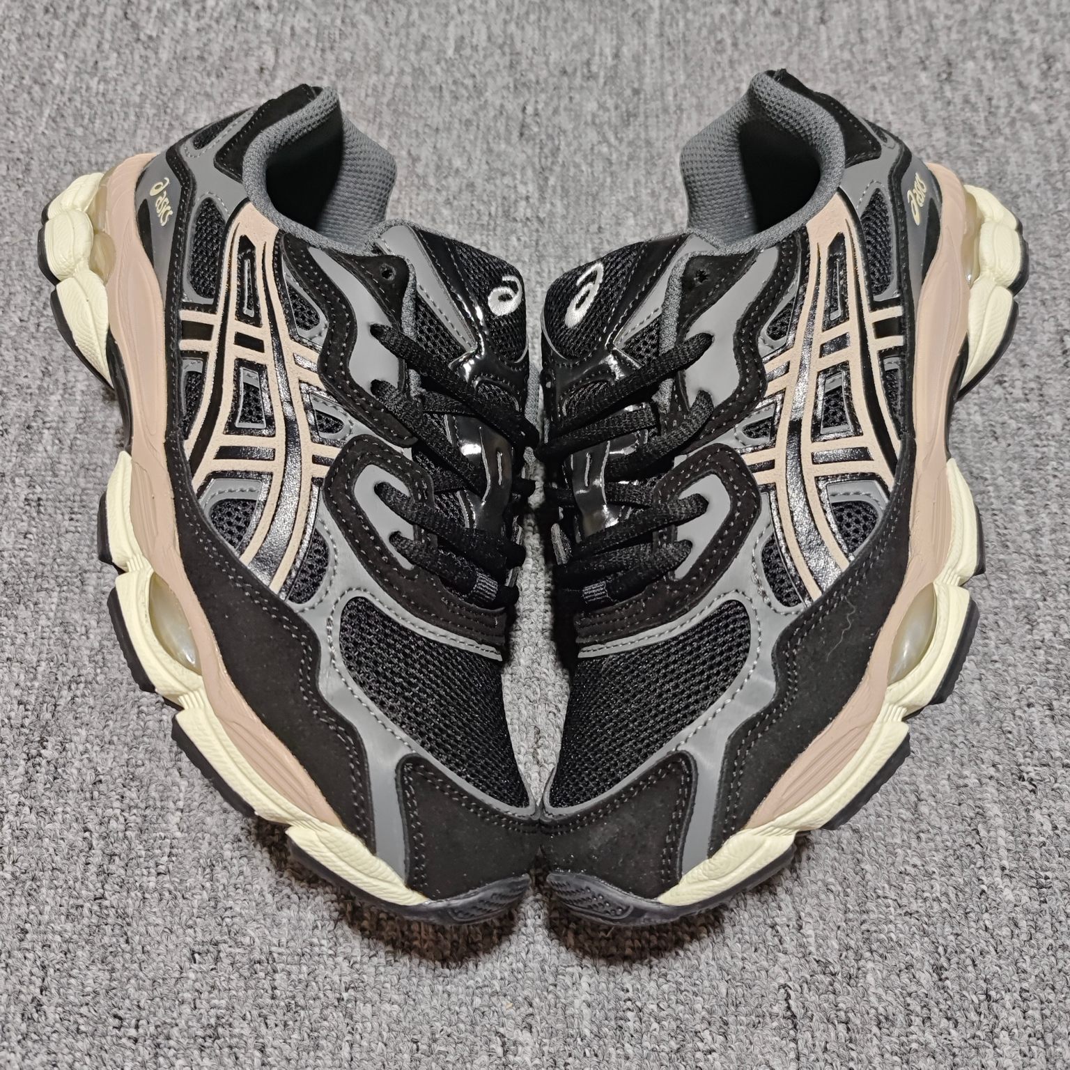   Asics 亚瑟士 GEL-NYC 低帮运动休闲跑步鞋 1203A663-002 外贸平台专供 大厂