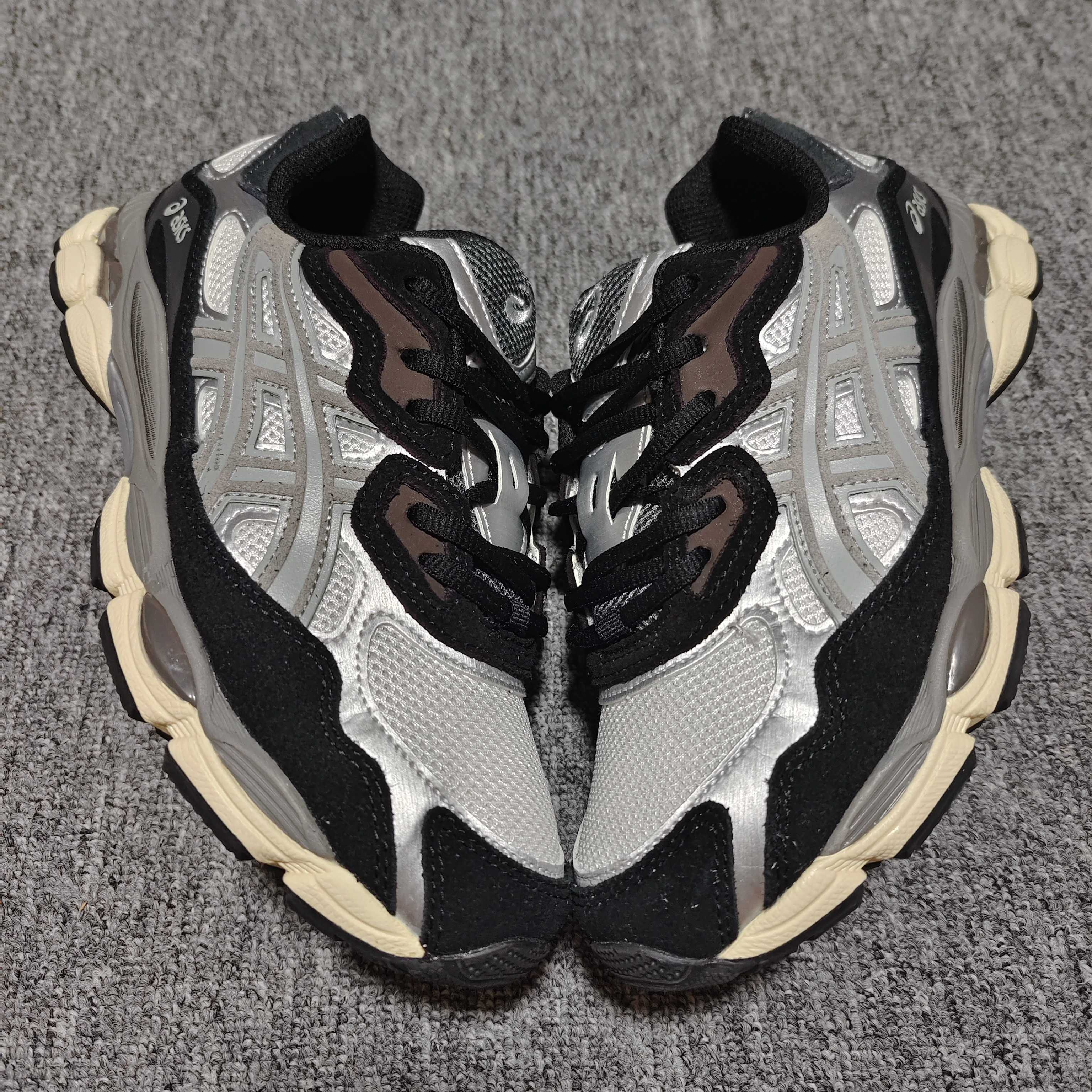   Asics 亚瑟士 GEL-NYC 低帮运动休闲跑步鞋 1201A 789-750 外贸平台专供 大