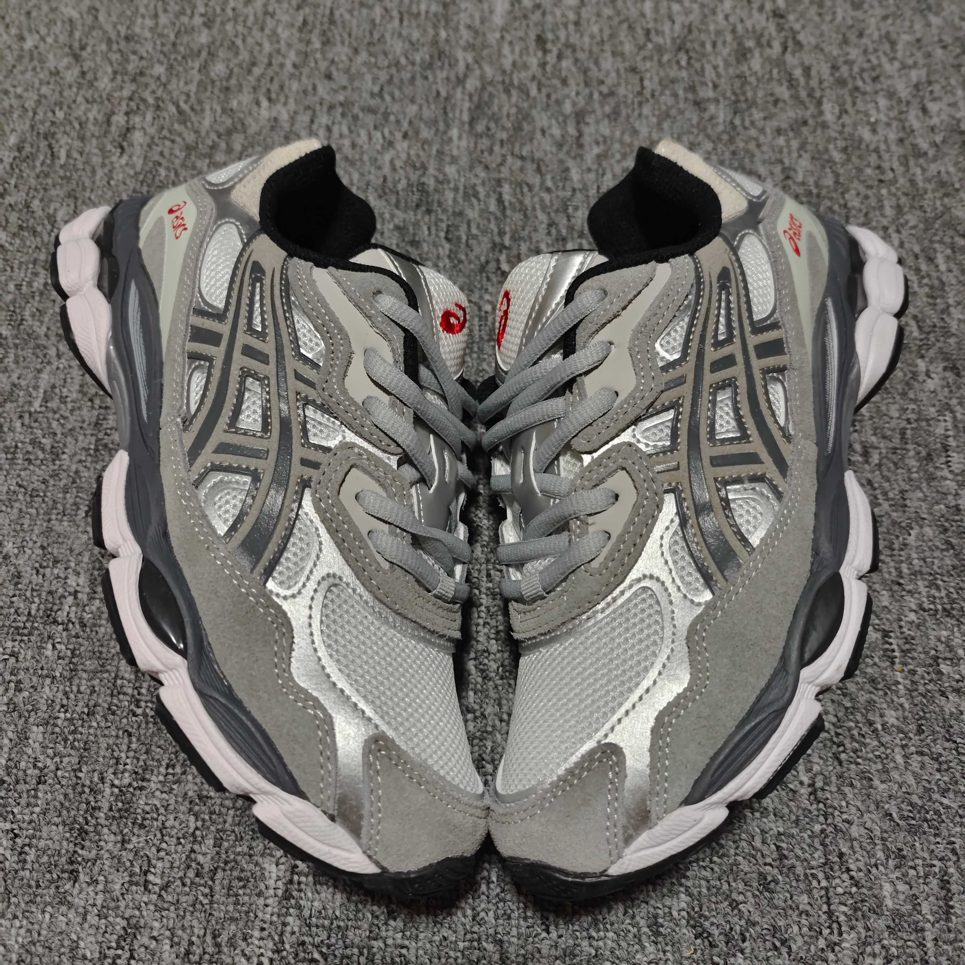   Asics 亚瑟士 GEL-NYC 低帮运动休闲跑步鞋 1201A789-102 外贸平台专供 大厂