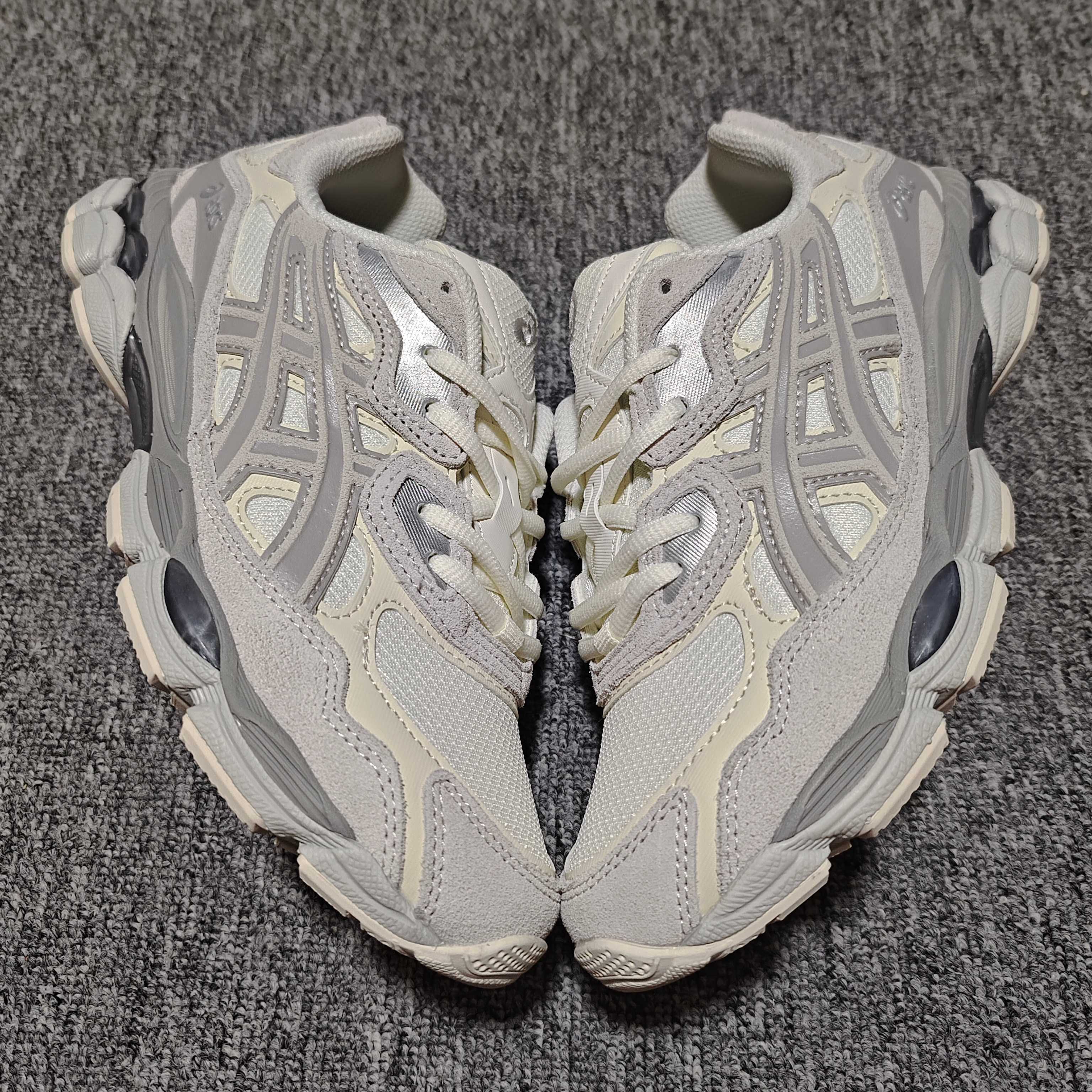   Asics 亚瑟士 GEL-NYC 低帮运动休闲跑步鞋 1203A739-100 外贸平台专供 大厂