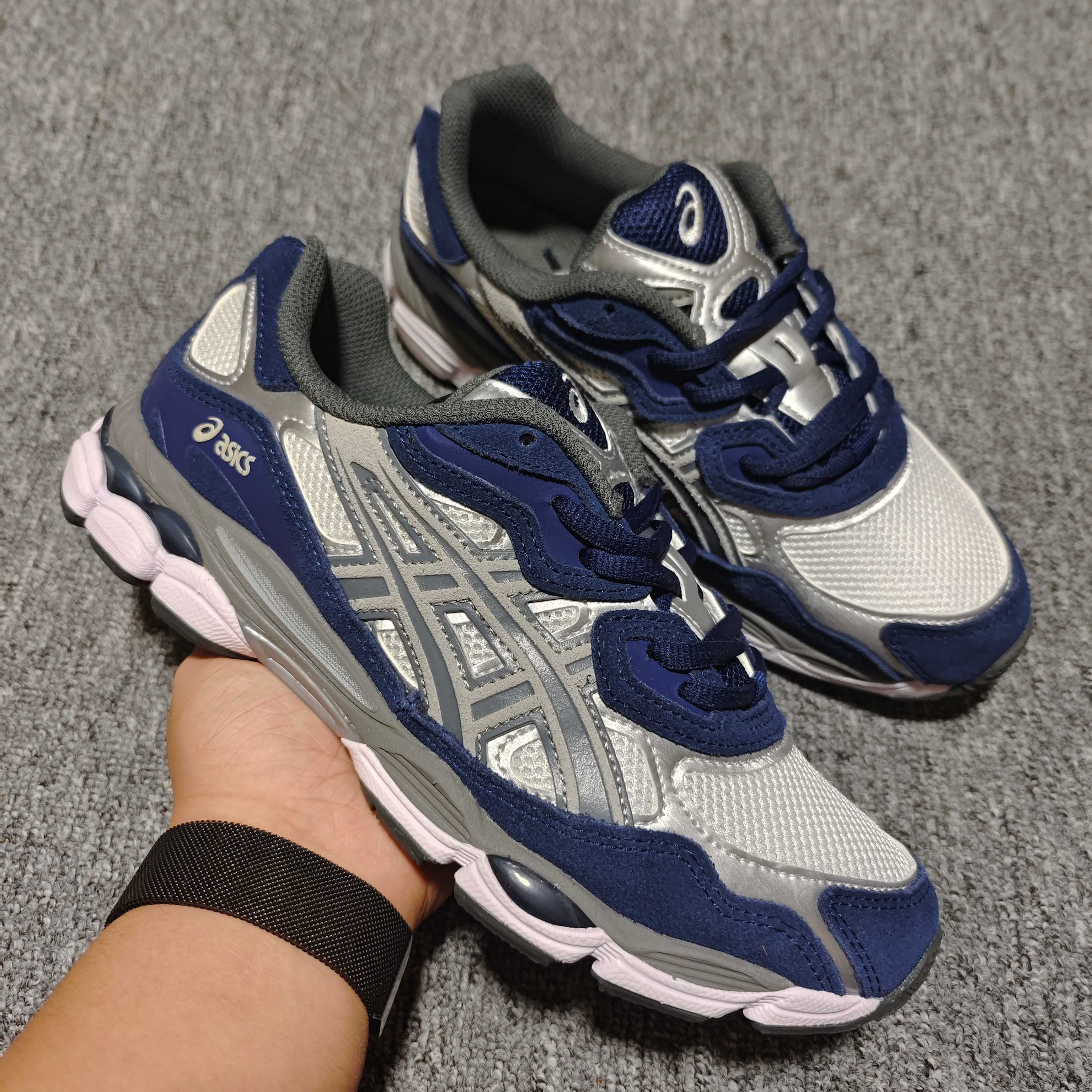   Asics 亚瑟士 GEL-NYC 低帮运动休闲跑步鞋 1201A789-100 外贸平台专供 大厂