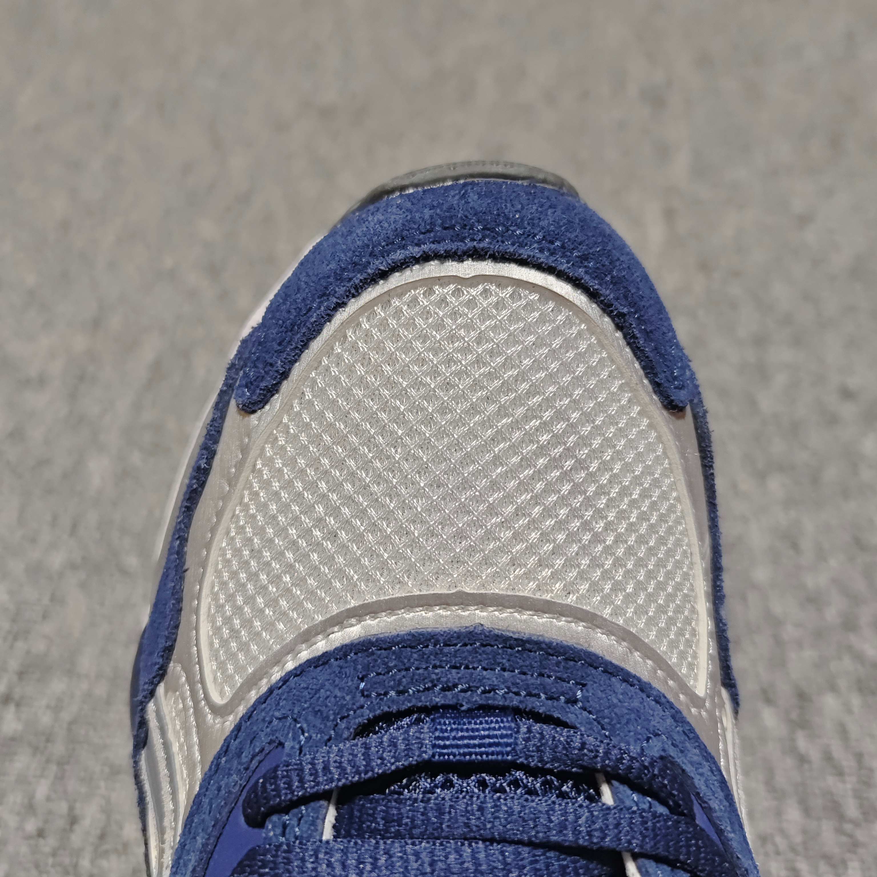   Asics 亚瑟士 GEL-NYC 低帮运动休闲跑步鞋 1201A789-100 外贸平台专供 大厂