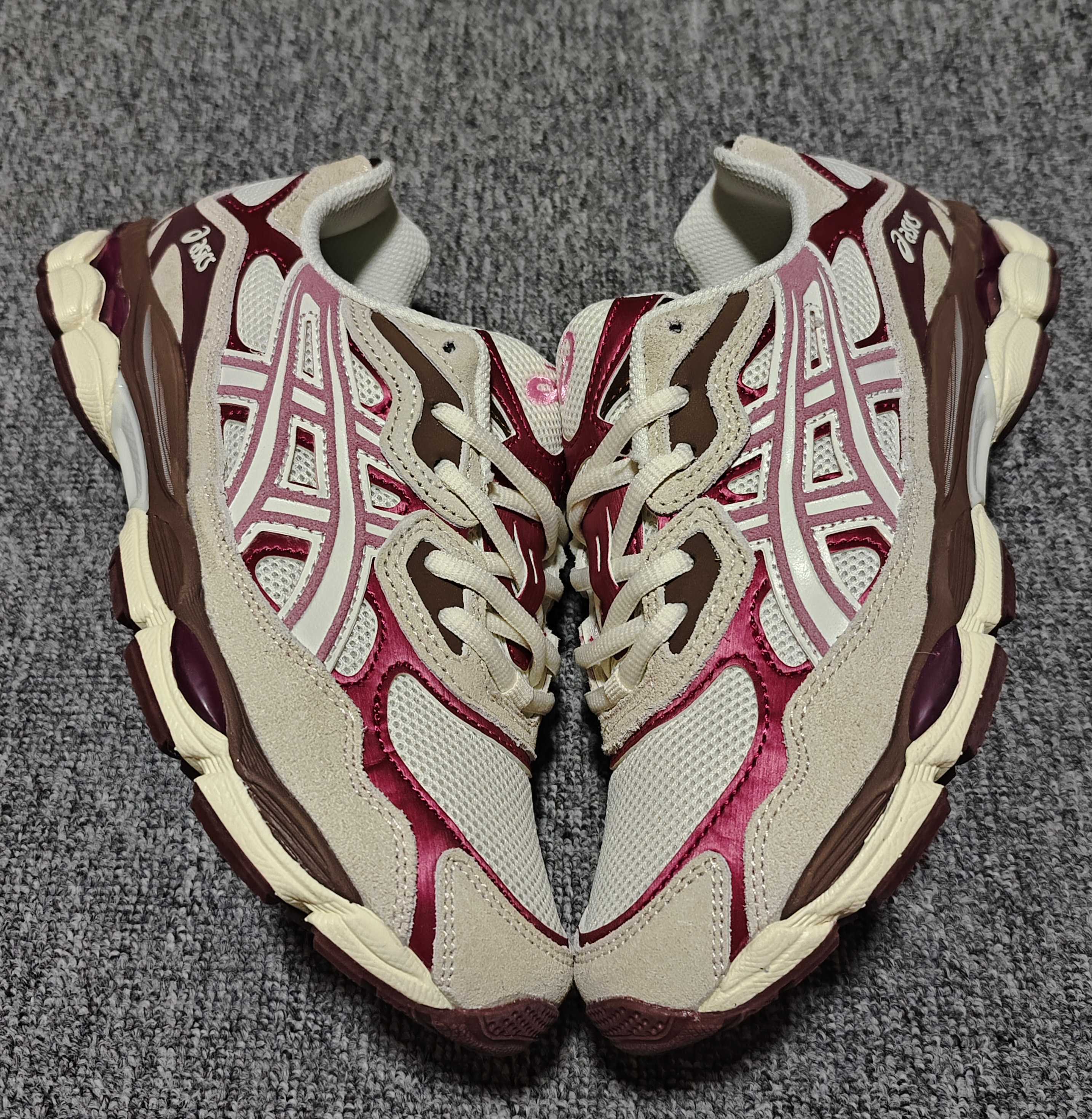   Asics 亚瑟士 GEL-NYC 低帮运动休闲跑步鞋 1203A788-100 外贸平台专供 大厂