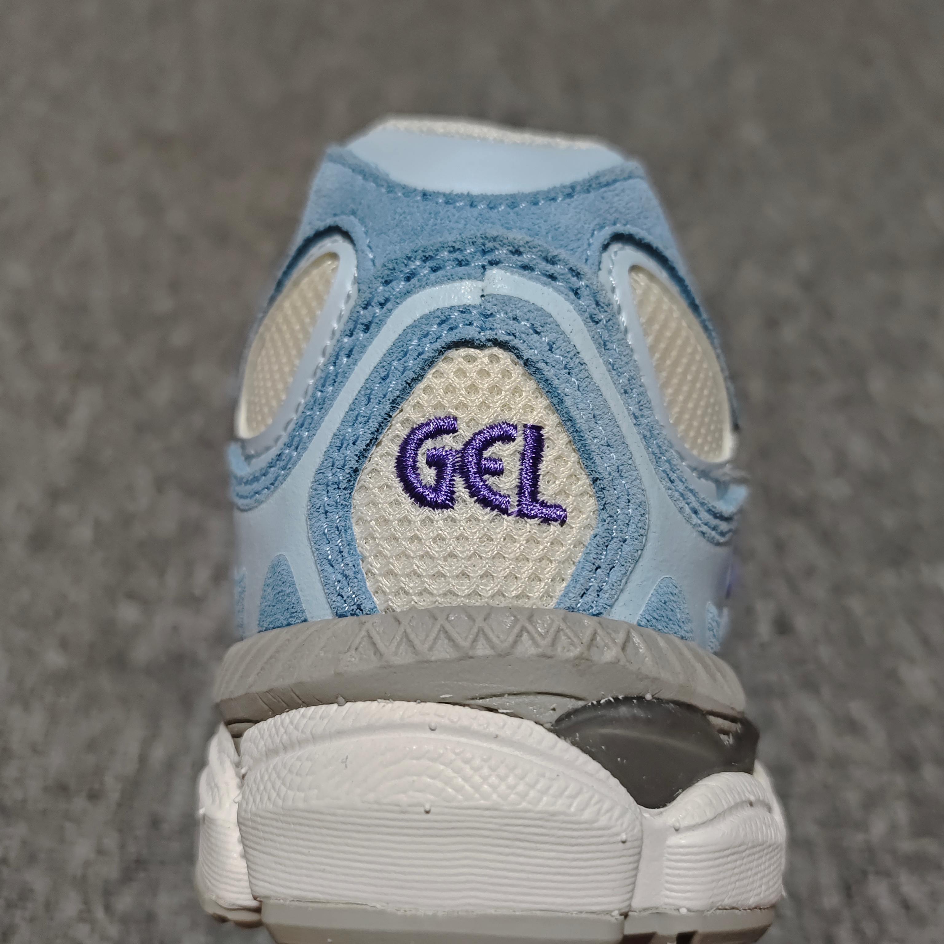   Asics 亚瑟士 GEL-NYC 低帮运动休闲跑步鞋 1203A383-107 外贸平台专供 大厂