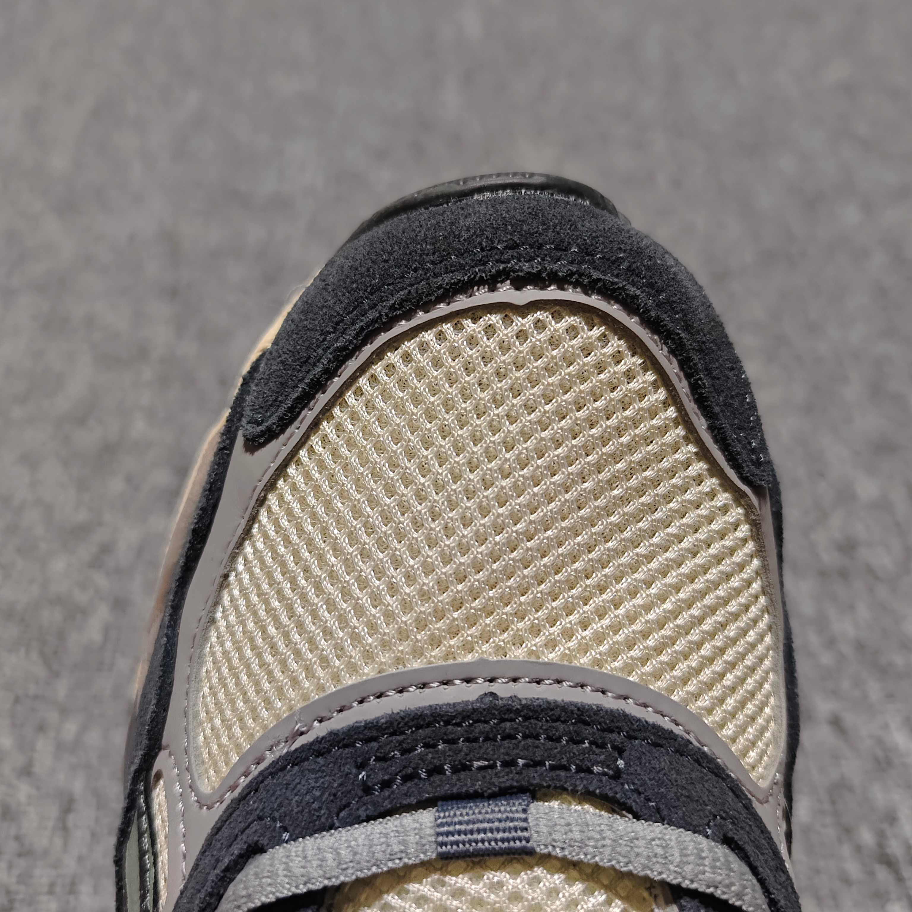   Asics 亚瑟士 GEL-NYC 低帮运动休闲跑步鞋 1201A789-250 外贸平台专供 大厂
