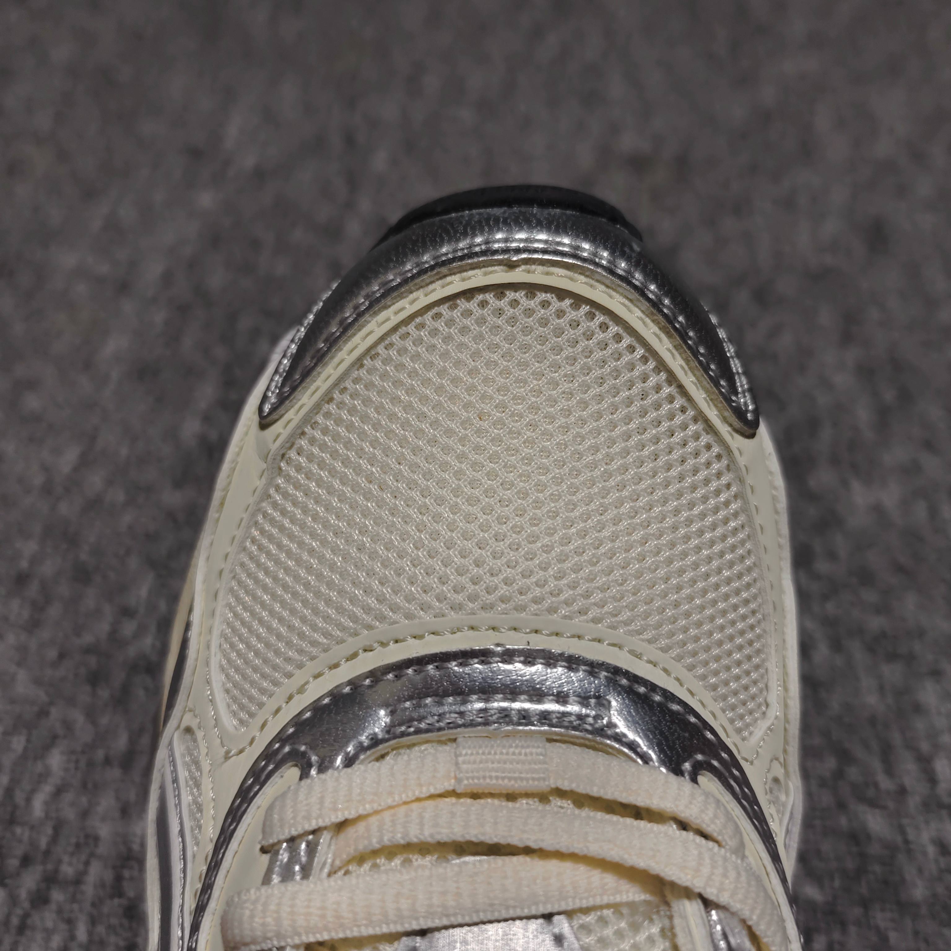   Asics 亚瑟士 GEL-NYC 低帮运动休闲跑步鞋 1203A805-101 外贸平台专供 大厂