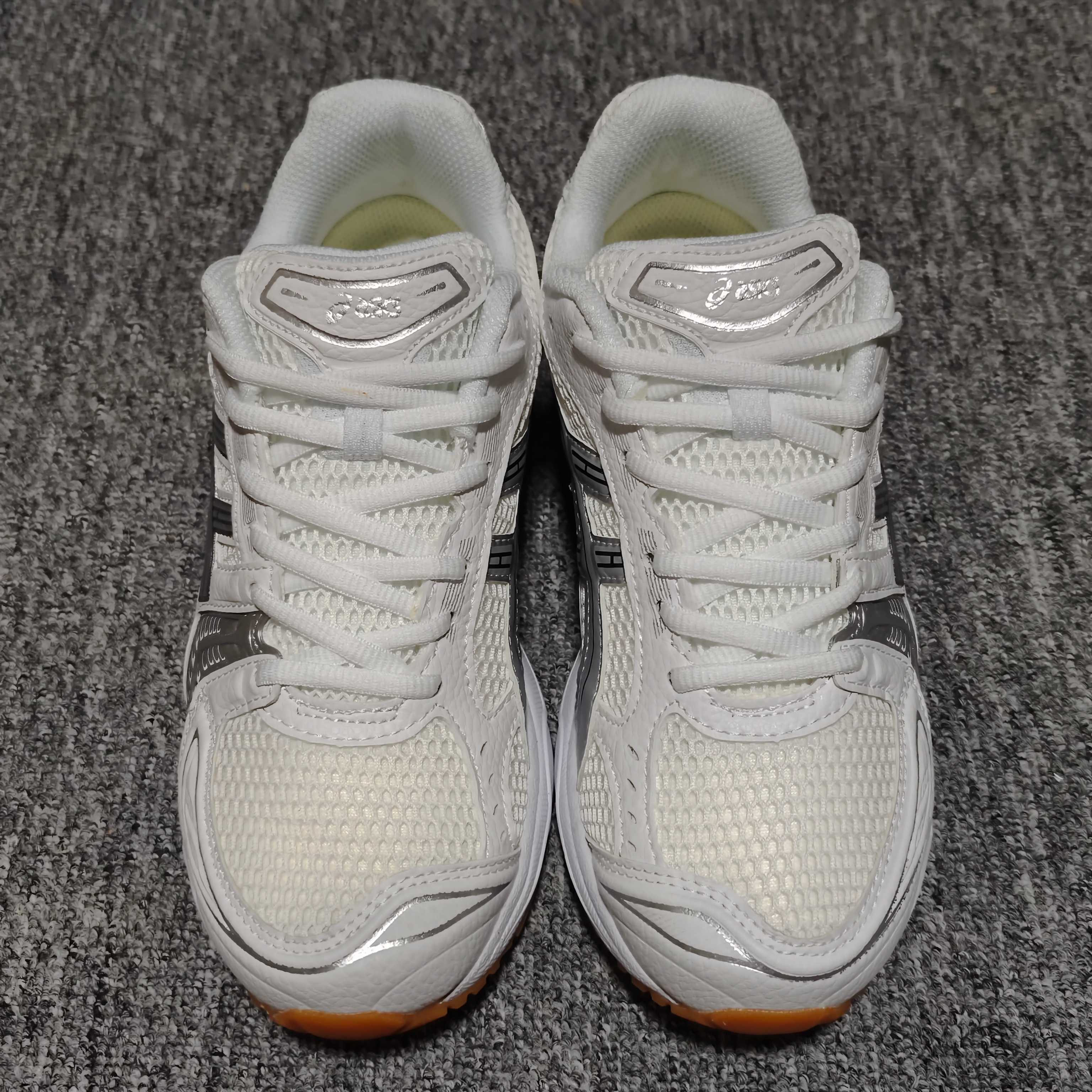 💰530  純原 外貿走量版 Asics 亞瑟士 GEL-Kayano 14 低幫運動休閒跑步鞋 1203A727-100 尺碼：36 37.5 38 39 39.5 40 40.5 41.5 42 42.5 43.5 44 44.5 4