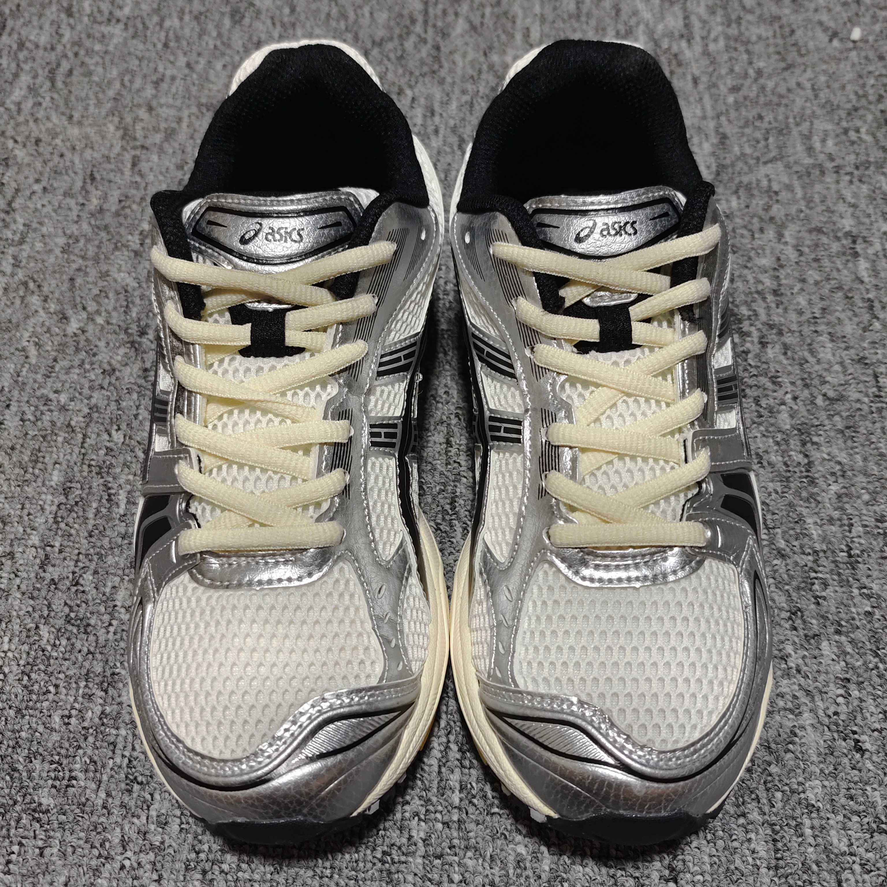 💰530  純原 外貿走量版 Asics 亞瑟士 GEL-Kayano 14 低幫運動休閒跑步鞋 1201A457-101 尺碼：36 37.5 38 39 39.5 40 40.5 41.5 42 42.5 43.5 44 44.5 4