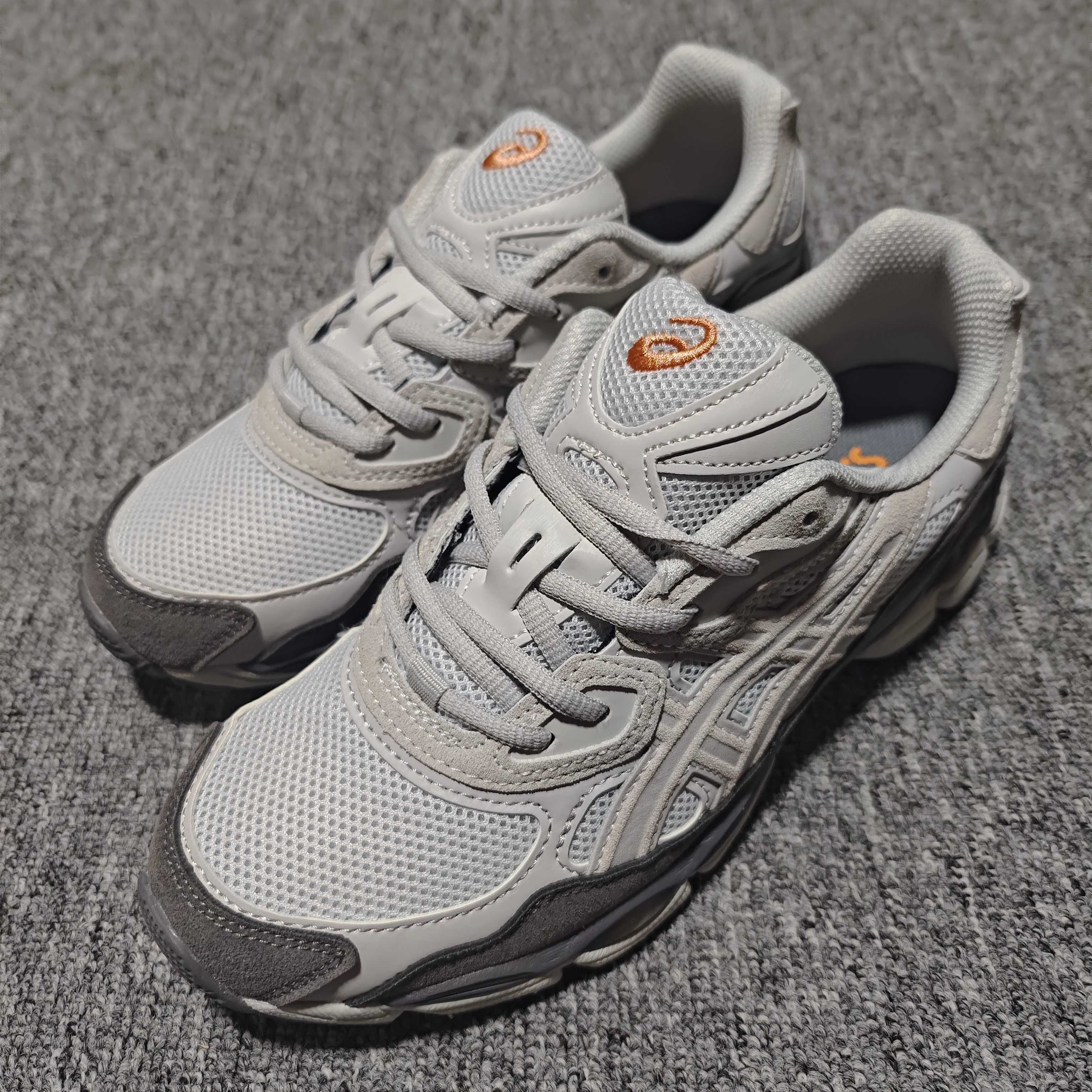   外贸走量版 Asics 亚瑟士 GEL-Kayano 14 低帮运动休闲跑步鞋 1203A383-0