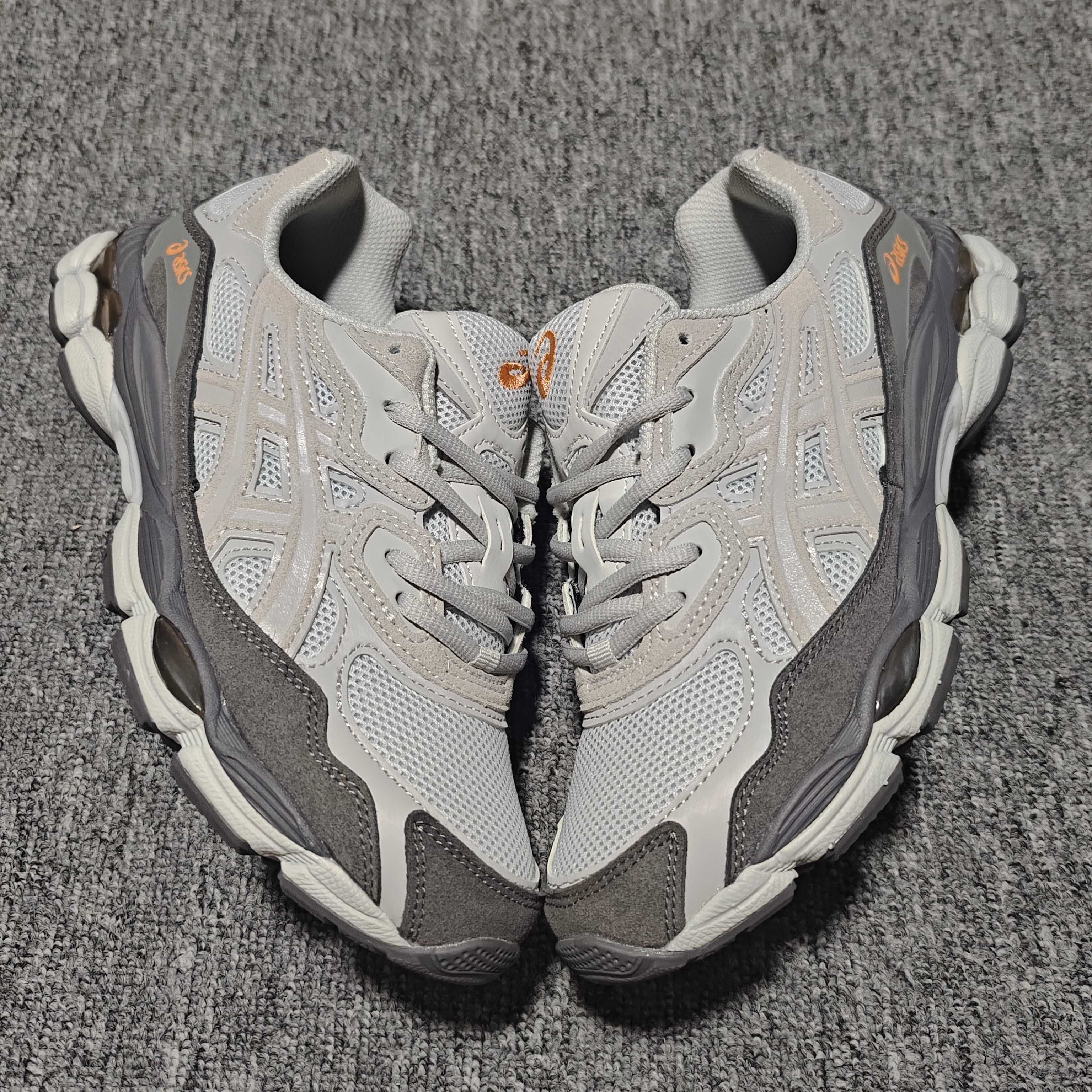   外贸走量版 Asics 亚瑟士 GEL-Kayano 14 低帮运动休闲跑步鞋 1203A383-0
