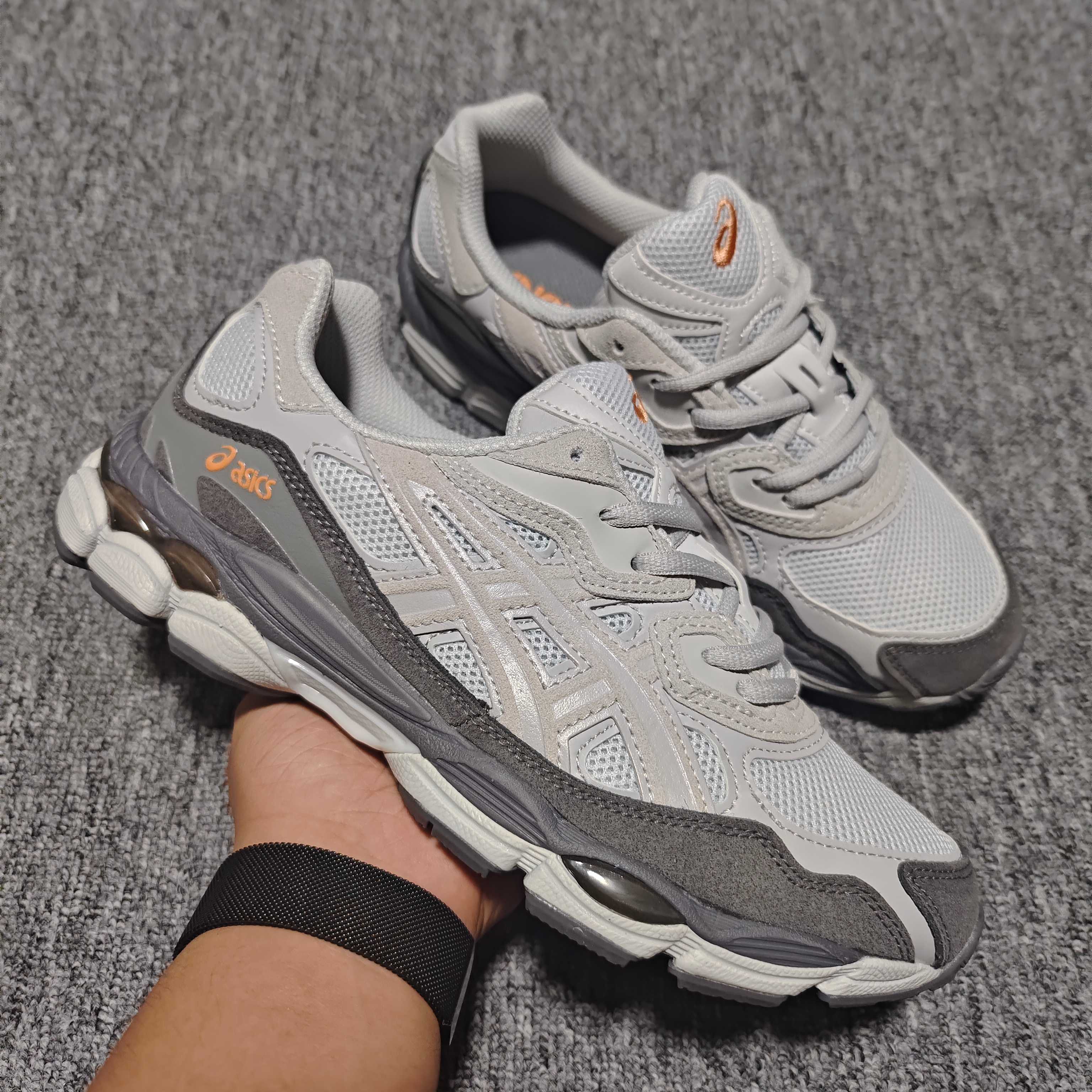   外贸走量版 Asics 亚瑟士 GEL-Kayano 14 低帮运动休闲跑步鞋 1203A383-0