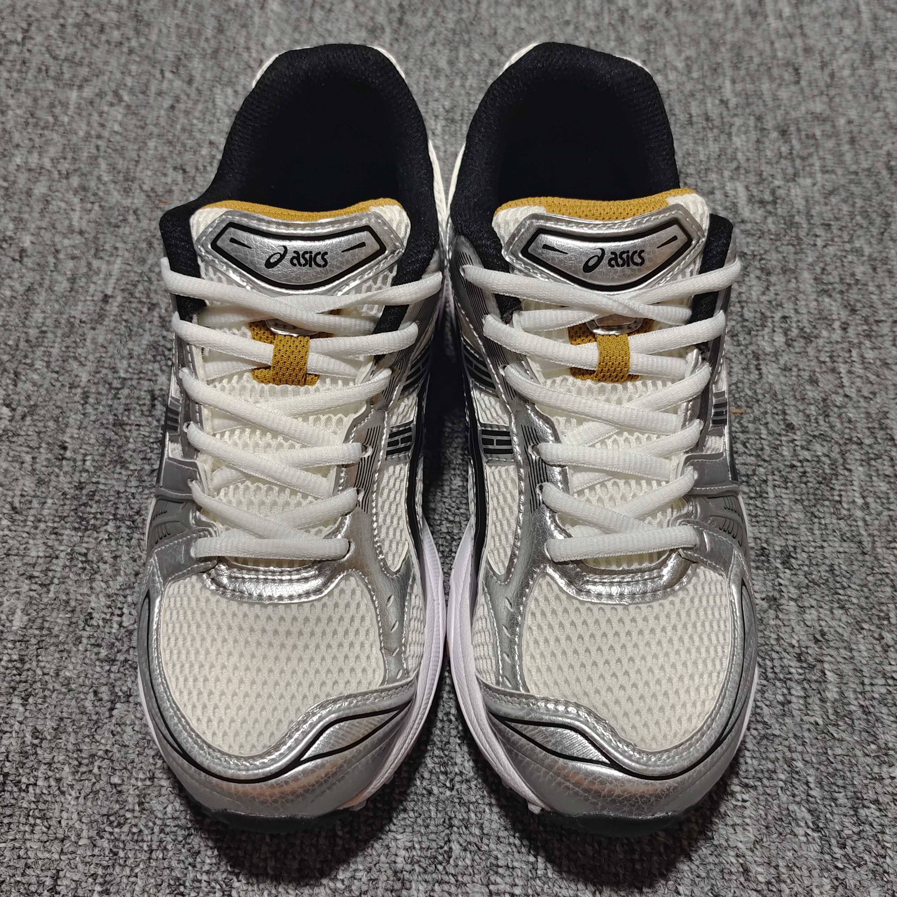 💰530  純原 外貿走量版 Asics 亞瑟士 GEL-Kayano 14 低幫運動休閒跑步鞋 1201A019-102 尺碼：36 37.5 38 39 39.5 40 40.5 41.5 42 42.5 43.5 44 44.5 4