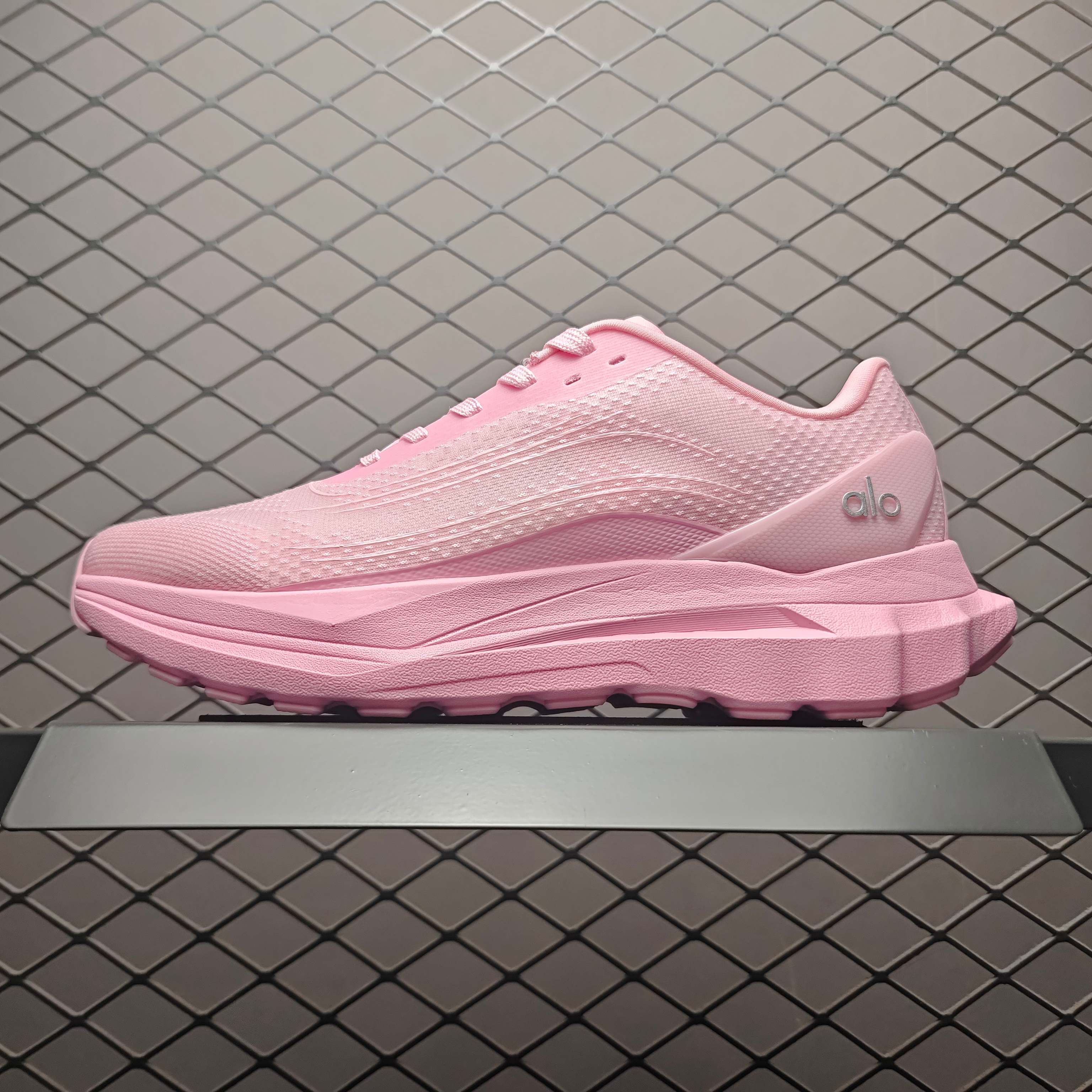 alo yoga Runner 网面低帮休闲跑步鞋 A0590U 新版本出货 大厂出品 外贸专供品质 尺