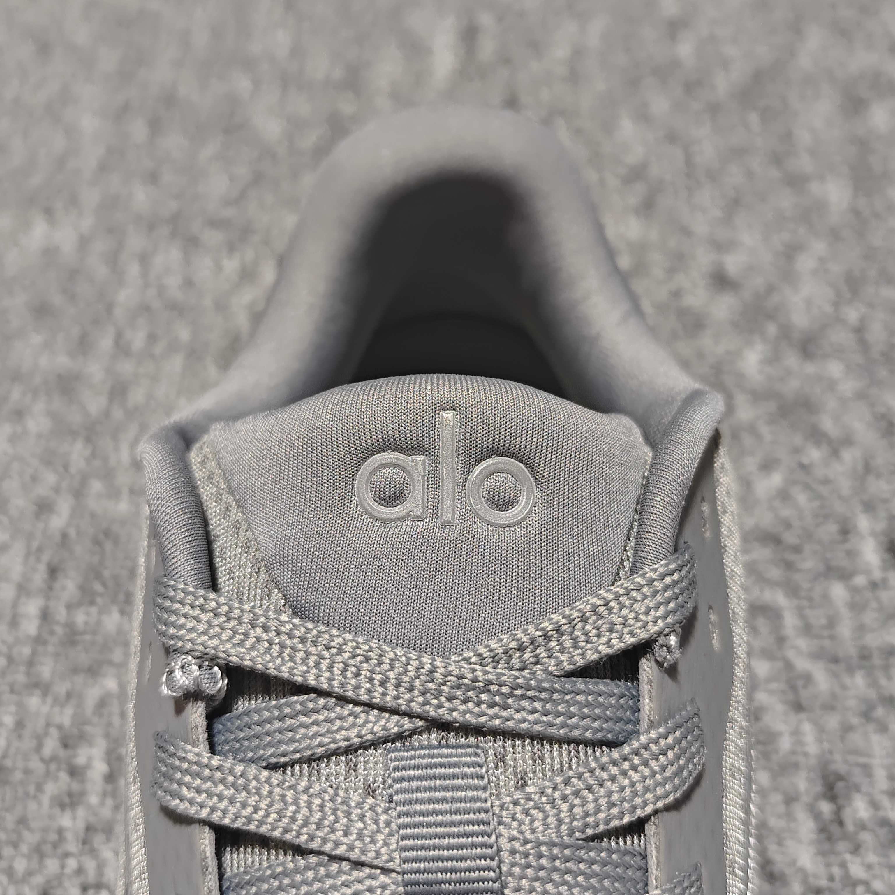 alo yoga Runner 网面低帮休闲跑步鞋 A0590U 新版本出货 大厂出品 外贸专供品质 尺