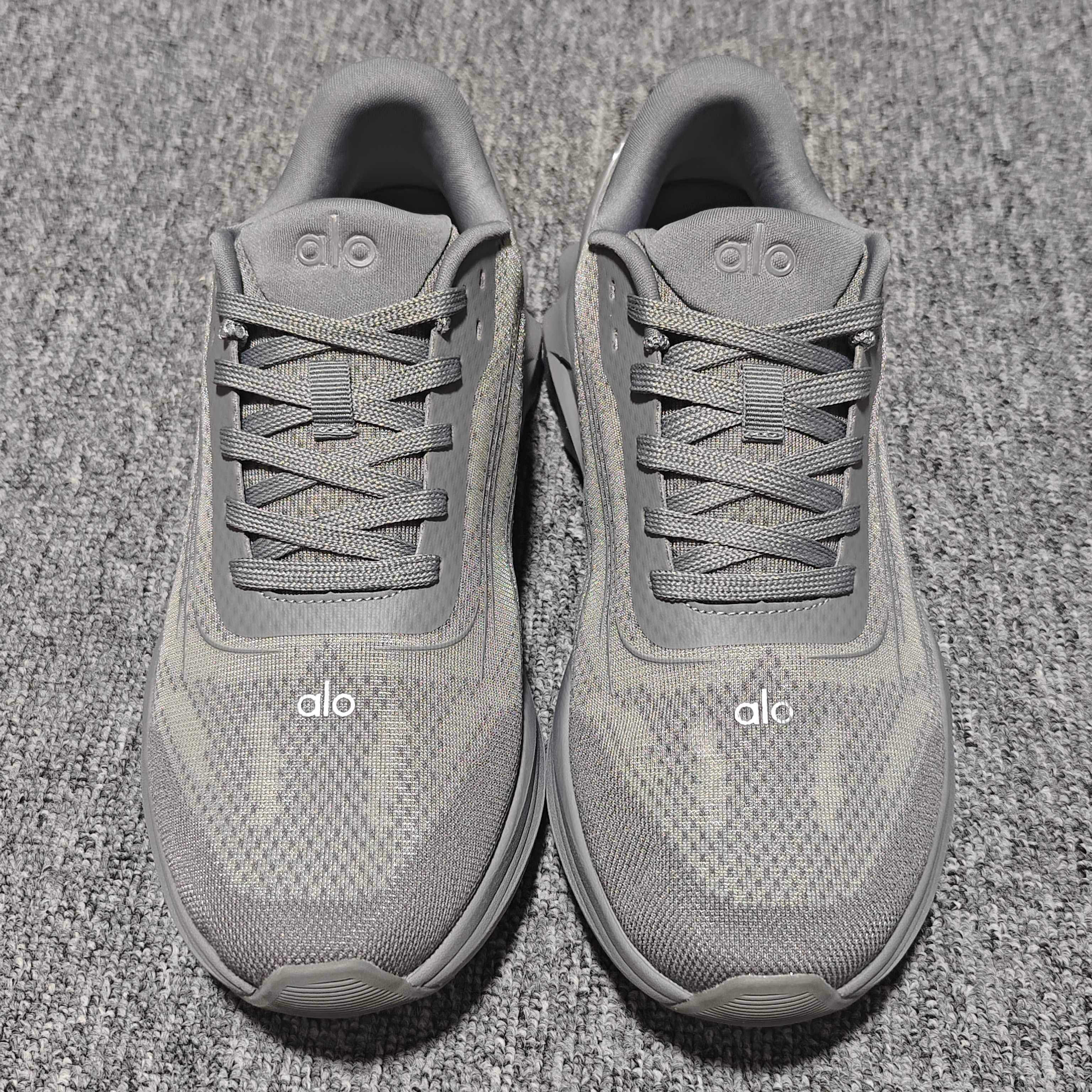 alo yoga Runner 网面低帮休闲跑步鞋 A0590U 新版本出货 大厂出品 外贸专供品质 尺