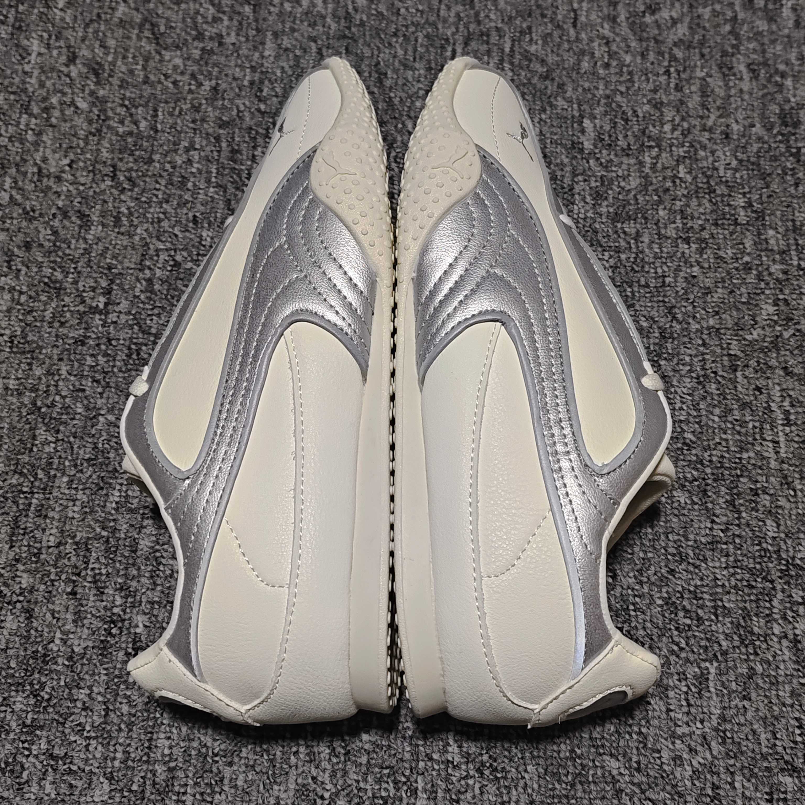 网红爆款 PUMA 彪马 Bella V2 Leather 时尚百搭 舒适 德训 薄底鞋休闲鞋 -02 