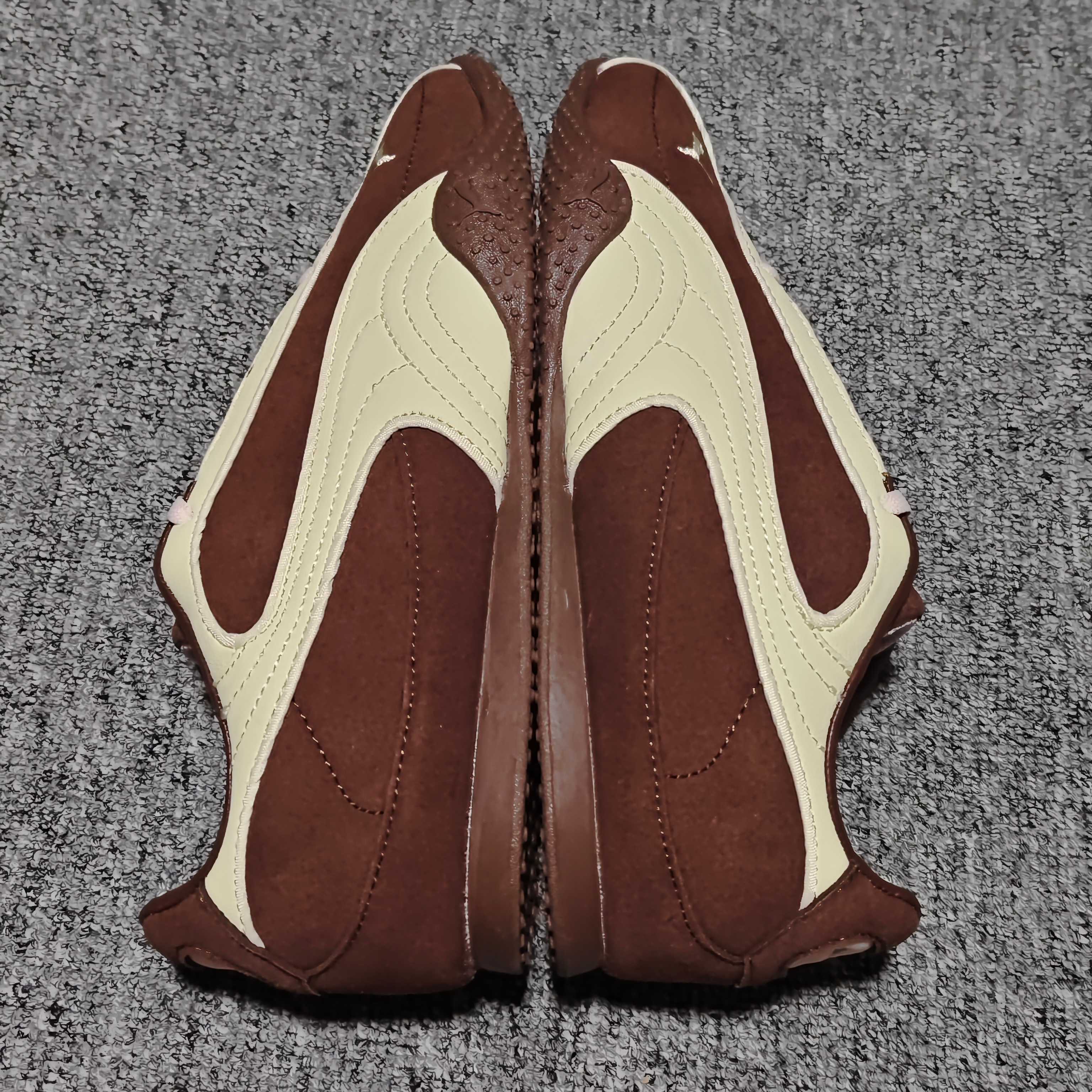 网红爆款 PUMA 彪马 Bella V2 Leather 时尚百搭 舒适 德训 薄底鞋休闲鞋 -02 