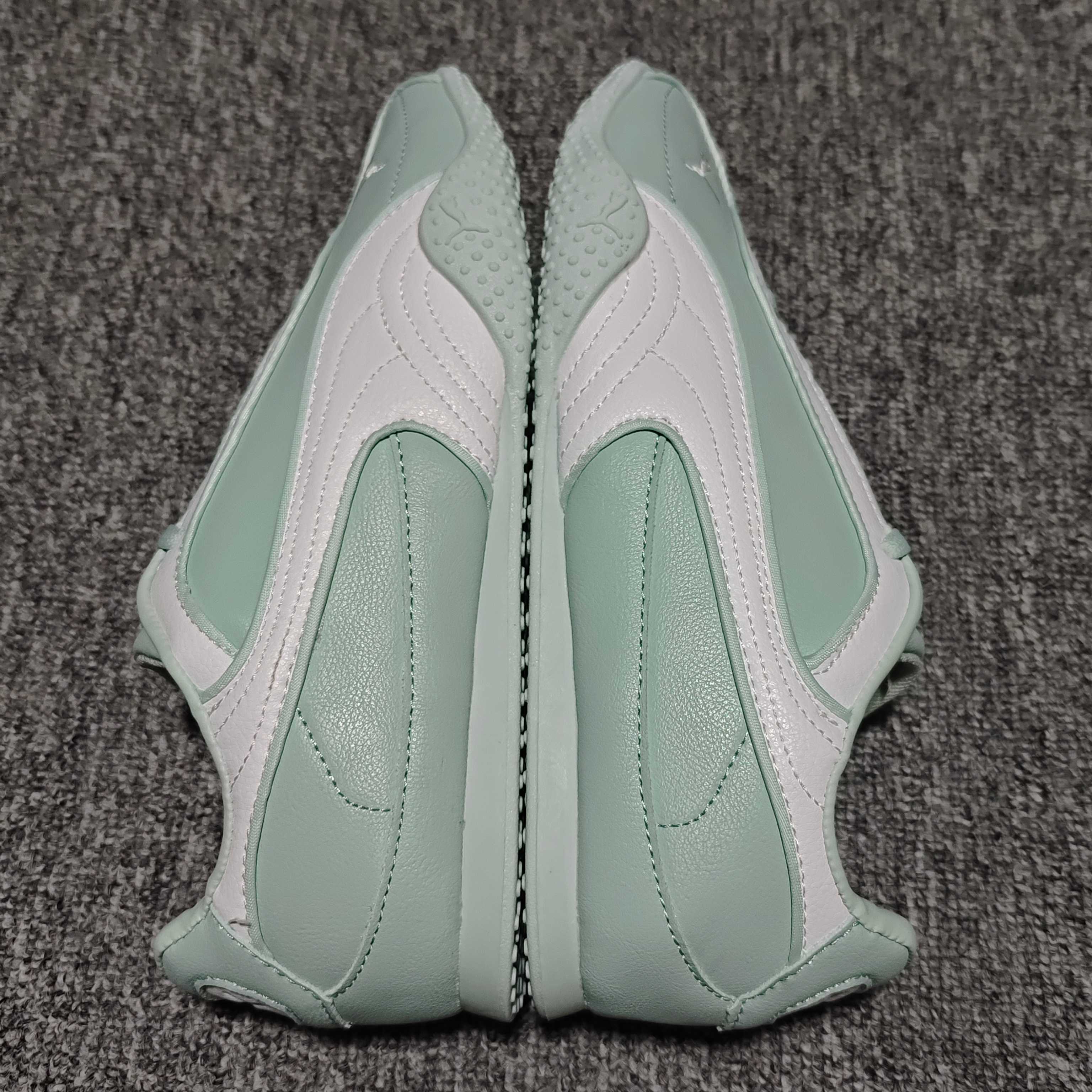 网红爆款 PUMA 彪马 Bella V2 Leather 时尚百搭 舒适 德训 薄底鞋休闲鞋 -04 