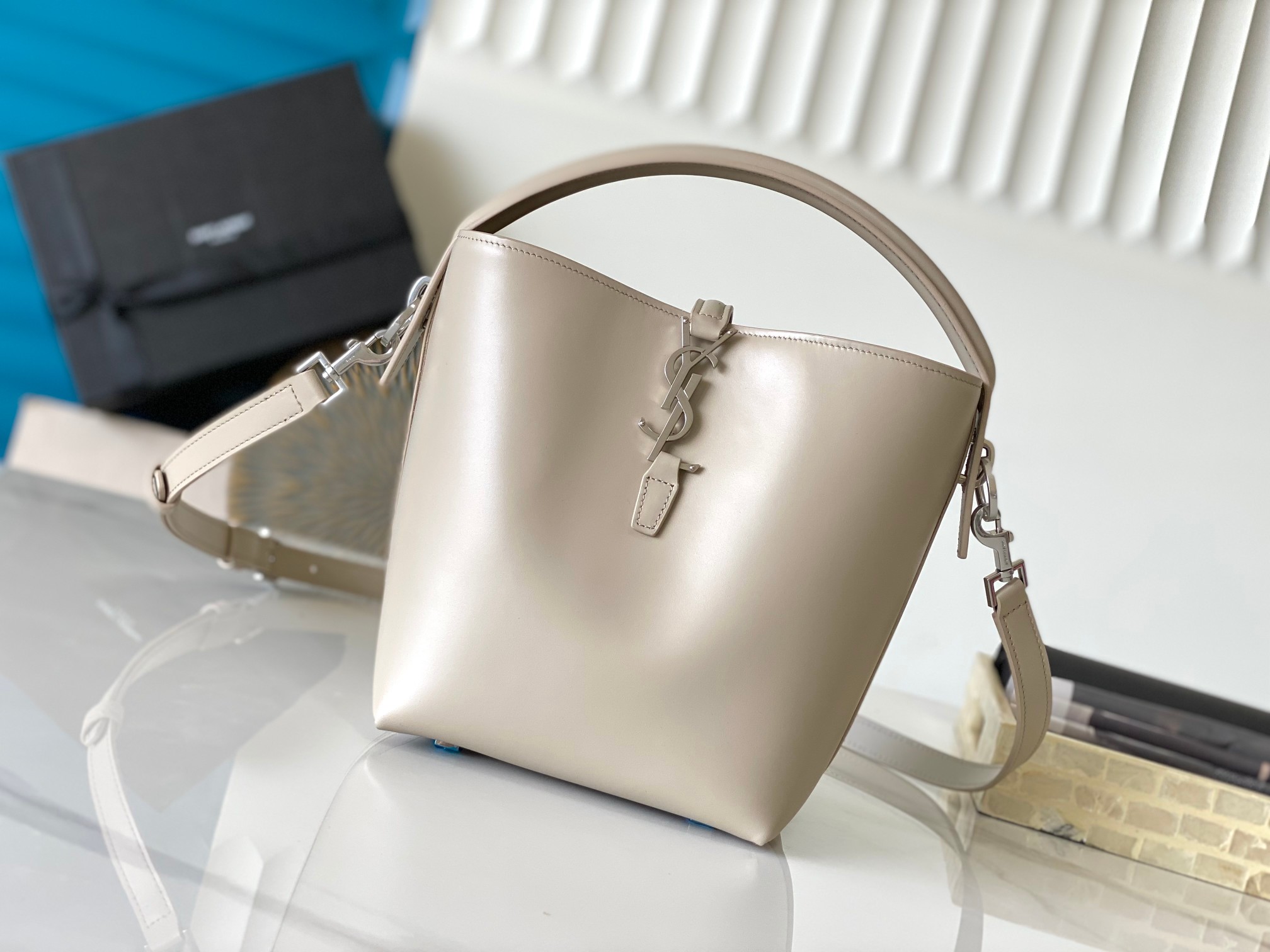 LE 37 Bucket Bag Medium Italian Calfskin Metal Foot Studs Insertion Clasp