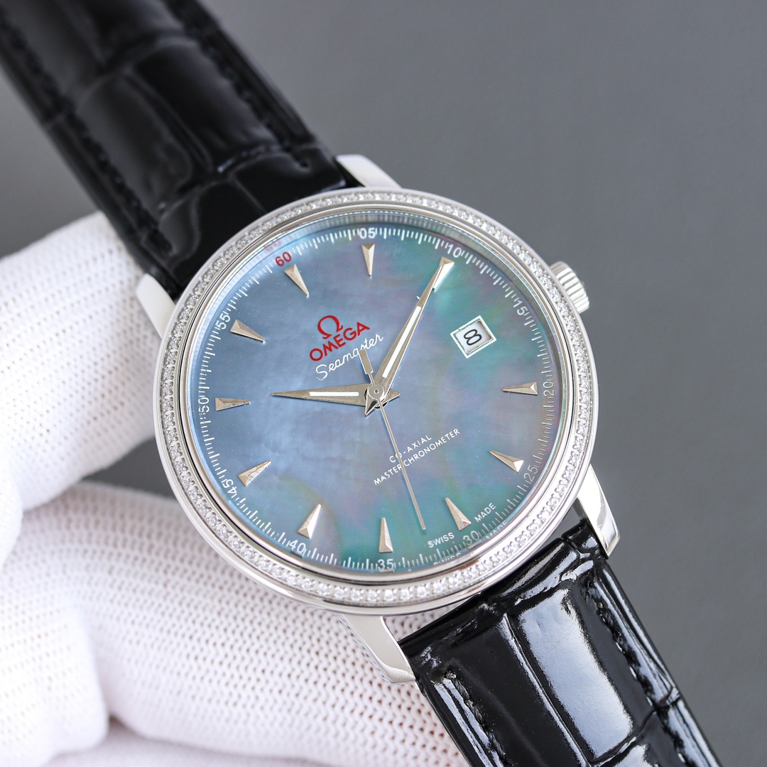 同价P700 最新首发—蝶飞—天然白贝云母—最美🎉品牌:欧米茄(精致之作,尽享奢华!)
类型:精致款男士腕表(更卓越)最佳设计
表带:真牛皮表带(更舒适)真男人佩戴
机芯:超顶级机械机芯(更稳定)
材料:进口蓝宝石💎超清镜面(耐磨)
睿智风范 厚实感强 特别设计 载誉归来
尺寸:直径40mm厚13mm