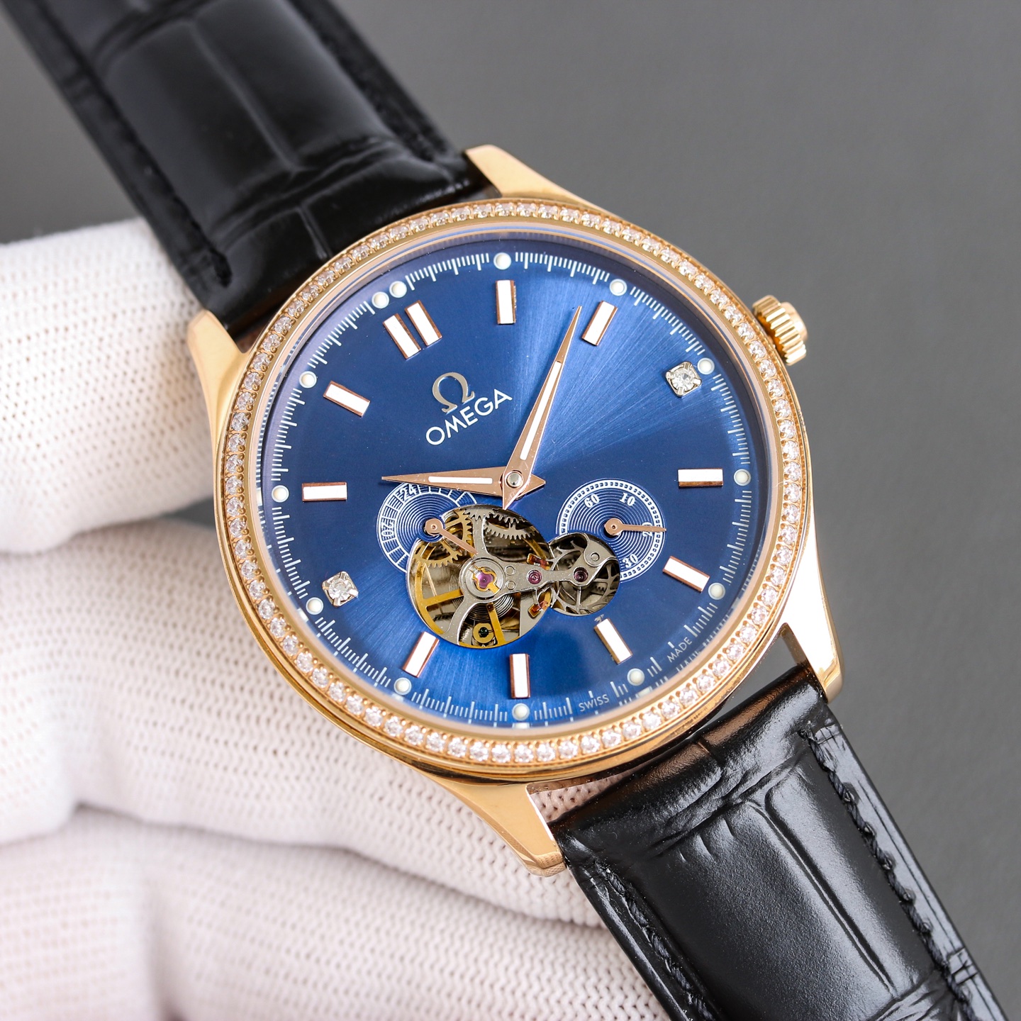 NO:150882,Gold Omega and Vacheron Constantin jointly launched the Middle East version of the super limited edition watch across the century! 1 