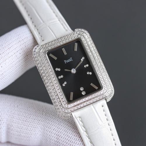 Montre Piaget Limelight sertie de diamants sur bracelet en cuir blanc 1 Montre Piaget Limelight sertie de diamants sur bracelet en cuir blanc
