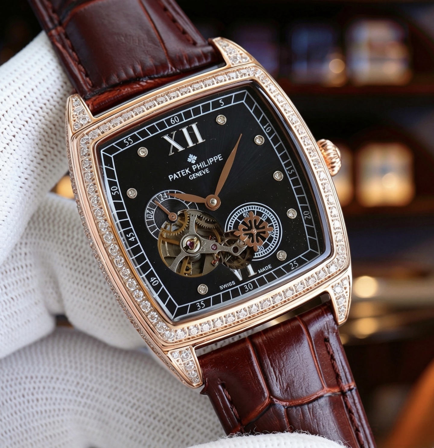 NO:860510,Patek Philippe - PATEK PHILIPPE PP New men's full diamond trench set watch equipped with fully automatic imported 28S2 self-winding mechanical movement 904L stainless steel case Italian calfskin strap ultra-clear and high strength gemstone mirror, quality assurance white-collar workers must-have size 42mm/11mm,,patek philippe,cowhide19860909百达翡丽-PATEK PHILIPPE PP 满天星 新品男士全满钻壕镶腕表 搭载全自动进口28S2自动上链机械机芯 904L精钢表壳 意大利小牛皮表带超清高强度 宝石镜面,品质保证 白领 坤士必备 尺寸 42mm/11mm,,patek philippe,cowhide,Watch