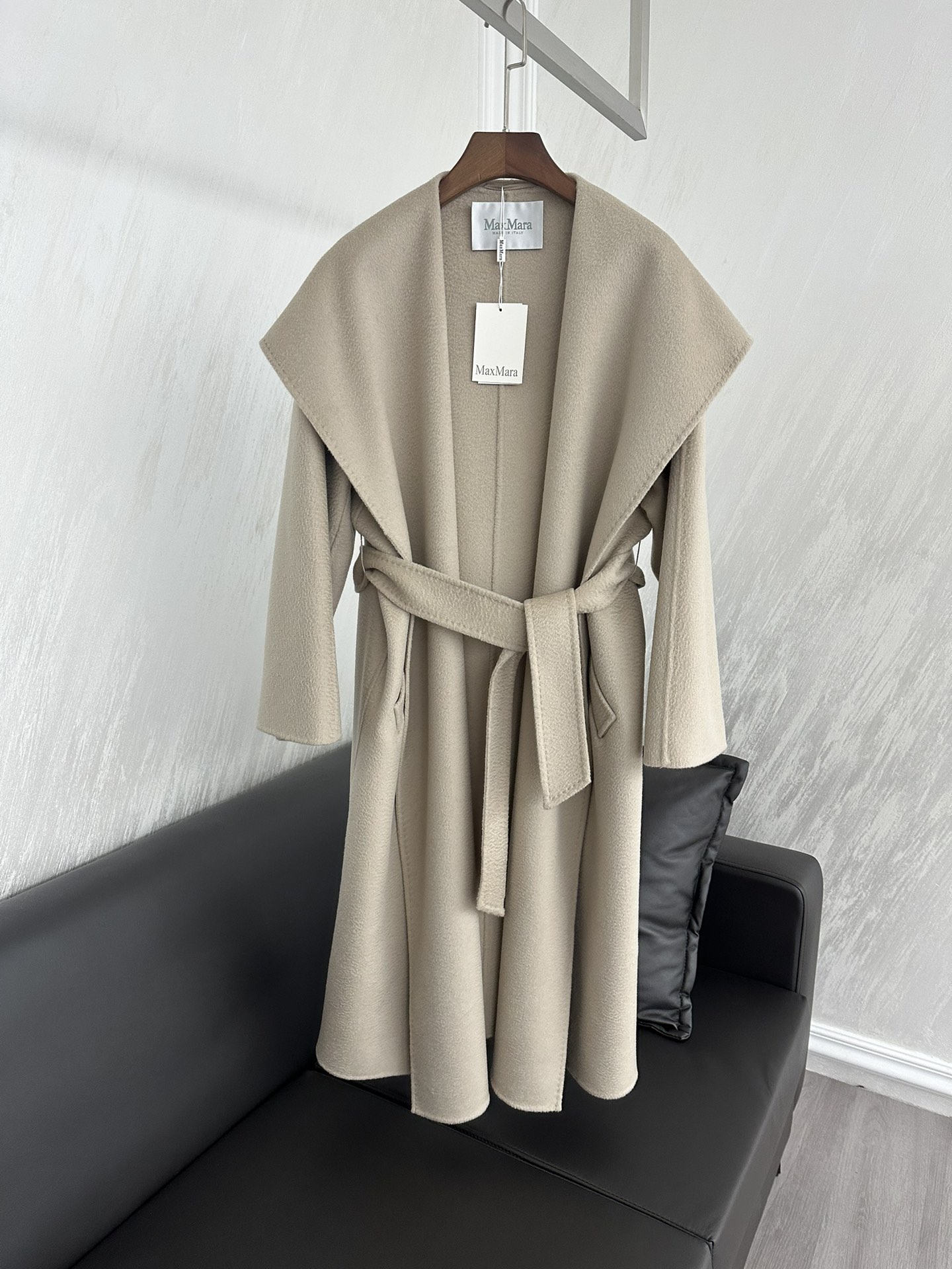 MaxMara Kasjmier Jas - Elegante en Tijdloze Stijl