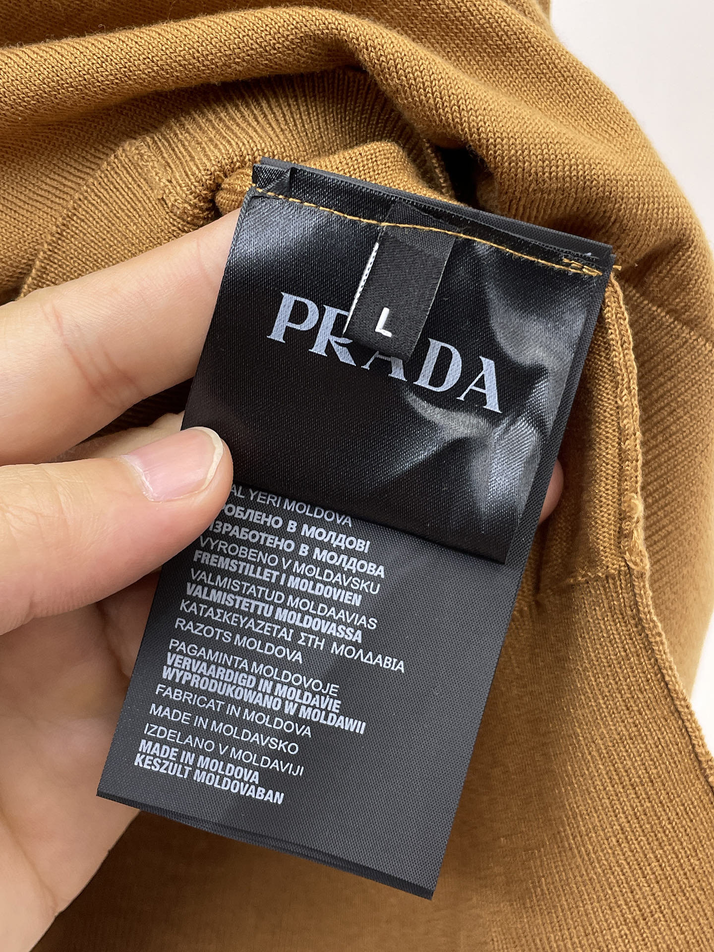 프라다 남성 반팔 132895 Prada T Shirt 썸네일 이미지