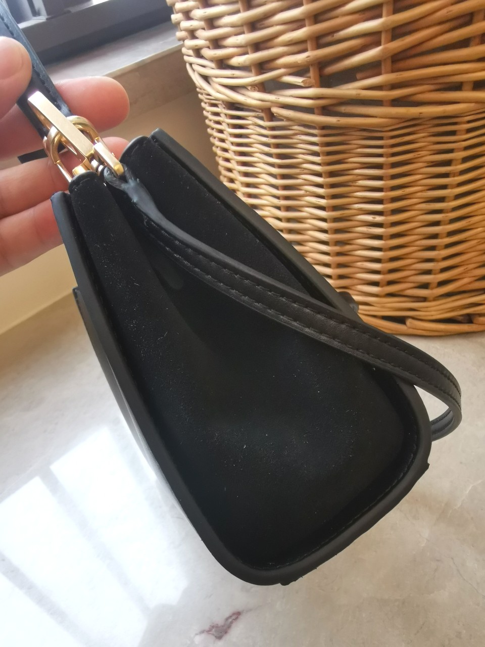 Tory Burch 编号995 小号TORY BURCH 汤丽柏琦 新款 Eleanor 皮革手袋 点缀以精美绒面革饰边