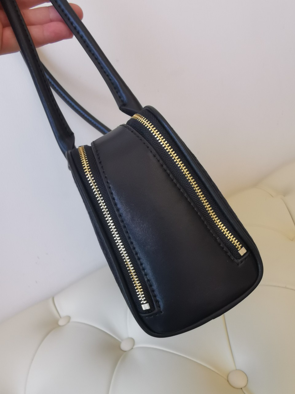 Tory Burch ～Tory butch新款保龄球包